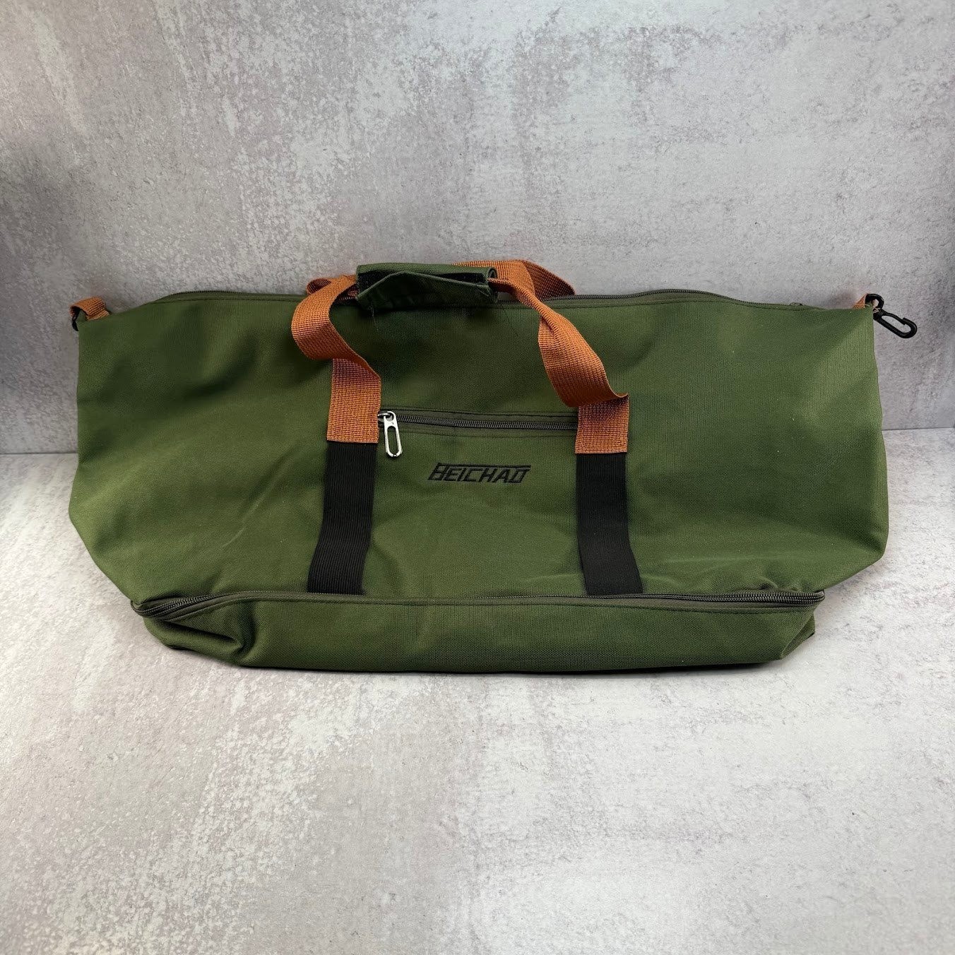Beichad Green Shoulder Strap & Handle Duffle Bag Travel 24″x12″x9″