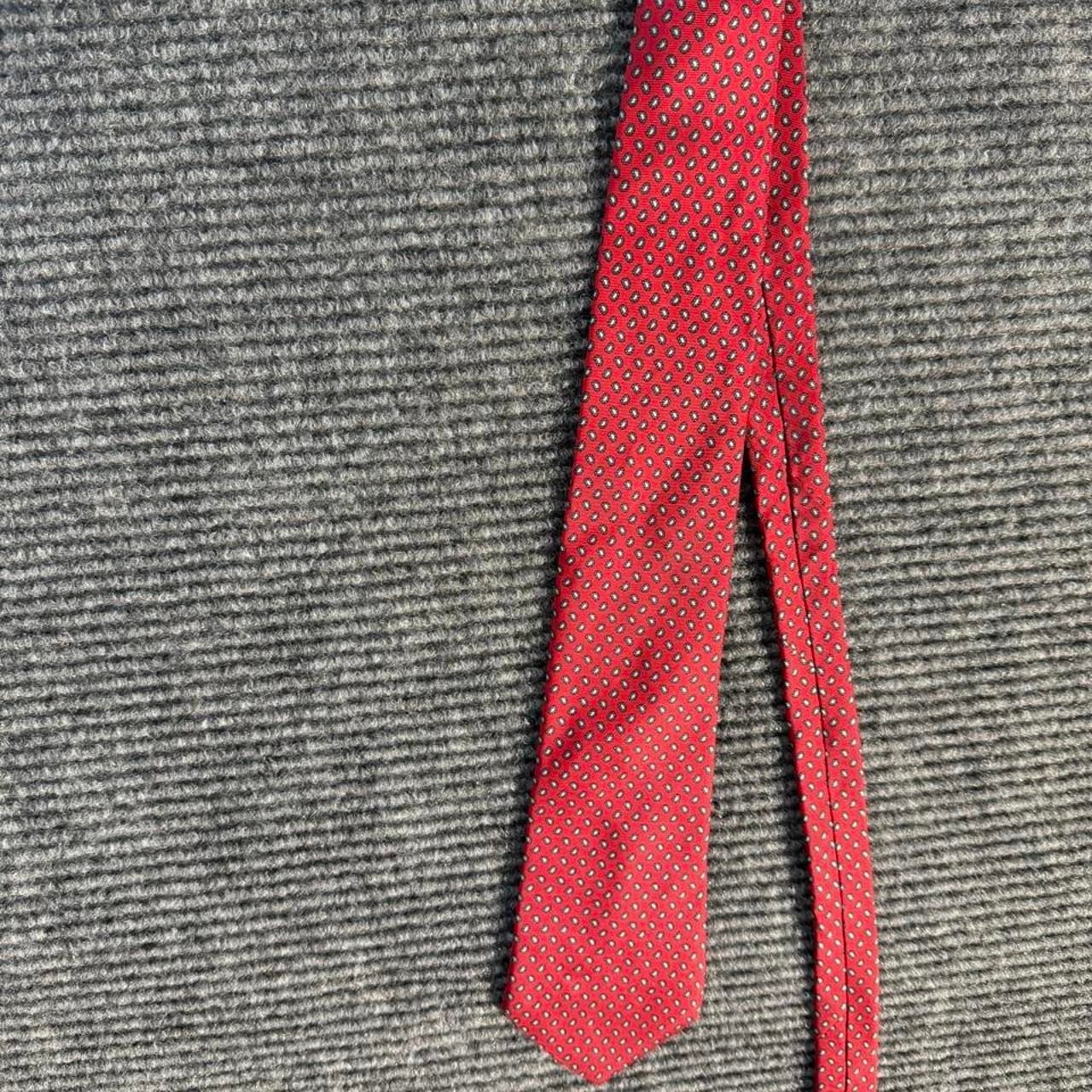 Yves Saint Laurent red silk tie #luxury #silktie