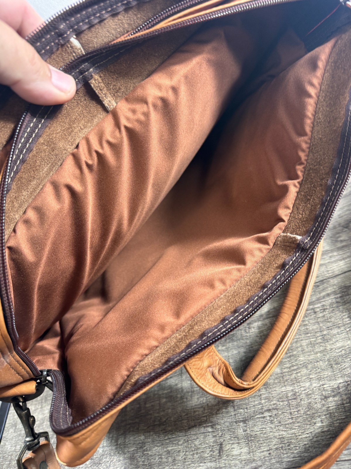 Vintage Cognac Leather Briefcase Messenger Bag Made in Colombia Multi Pocket Lap