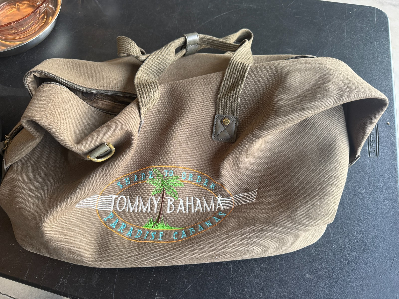 Tommy Bahama Randa Weekender Travel Canvas Duffle Bag Brown Paradise (SP T-1)