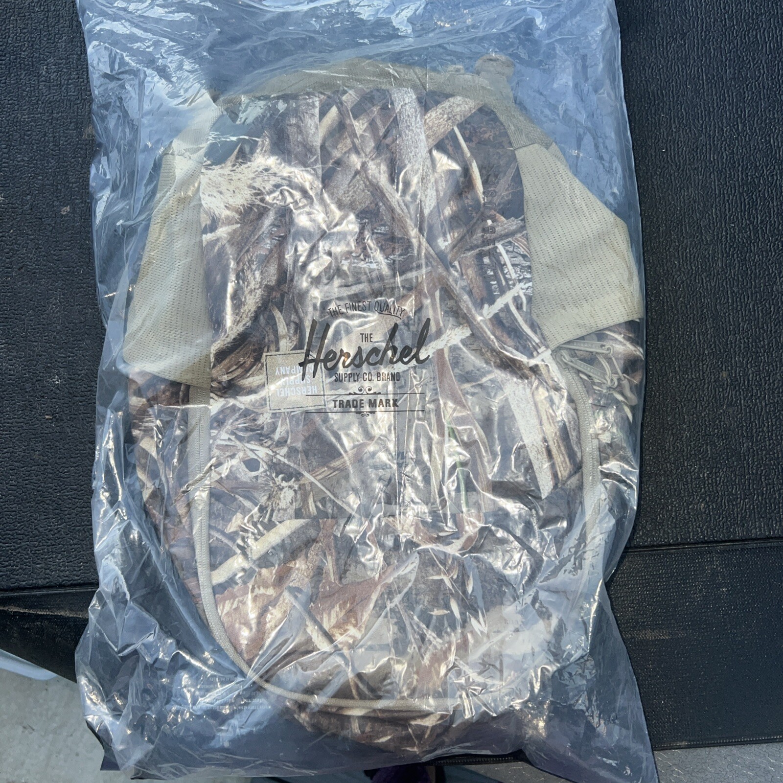 Herschel Supply Co Mammoth Medium Real Tree Camo Backpack