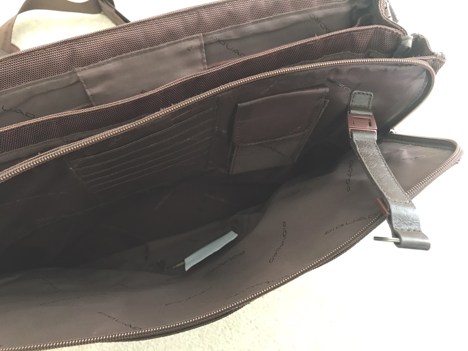Piquadro Laptop Messenger Bag Brown Leather Fabric DZ8344 Expandable 16x12x5