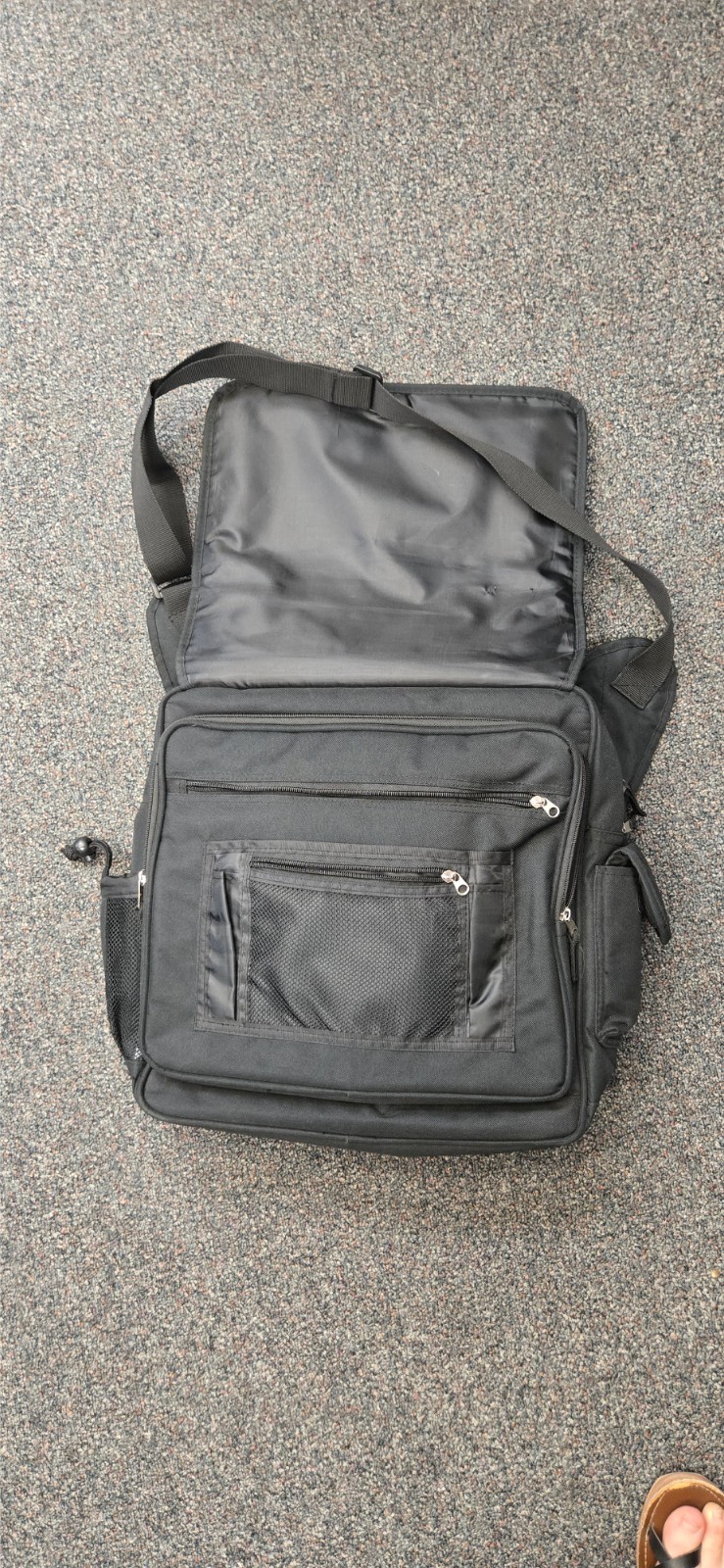 Stampin’ Up! Craft Shoulder Bag/Tote – Fits 16″ Laptop Creativity at Work Conv.