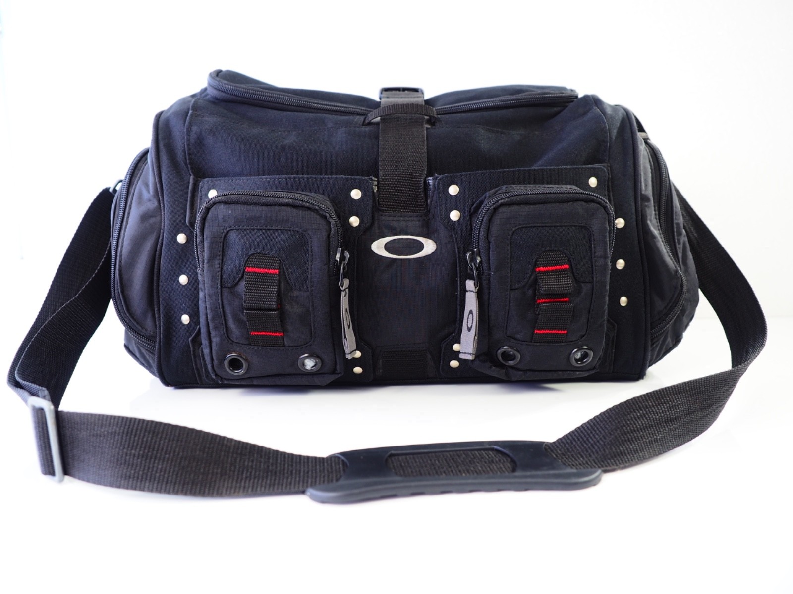 Oakley Heavy Duty Duffel 2.0 Holdall Sports Duffle Gym Bag Black