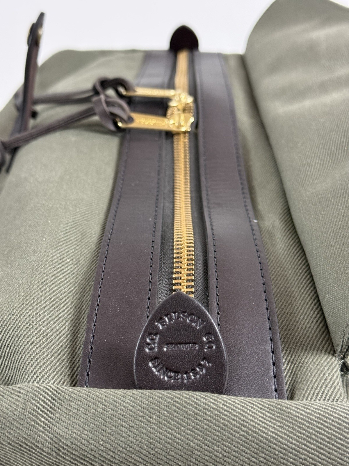 FILSON RUGGED TWILL MEDIUM DUFFLE BAG OTTER GREEN NWT US MADE