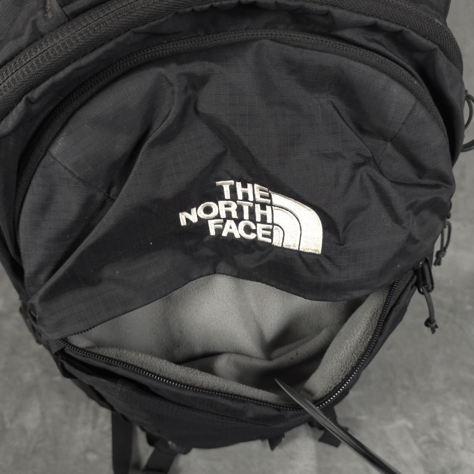 The North Face Recon Backpack Black NF0A52SH4HF Bag Laptop Sleeve Travel