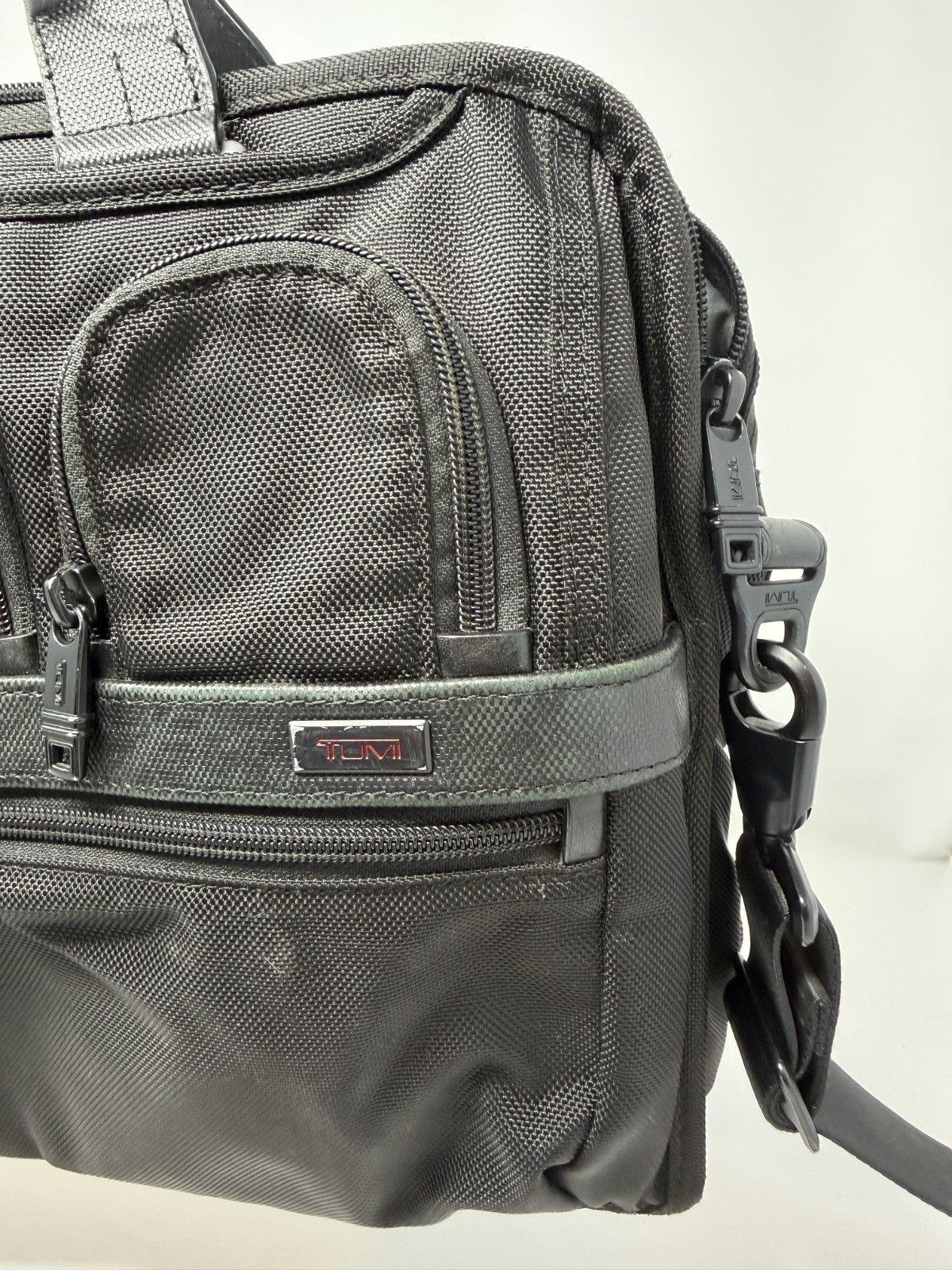TUMI Alpha Expandable Briefcase 26141D2 Black 2-Way A4 Business Bag w/ PC Case