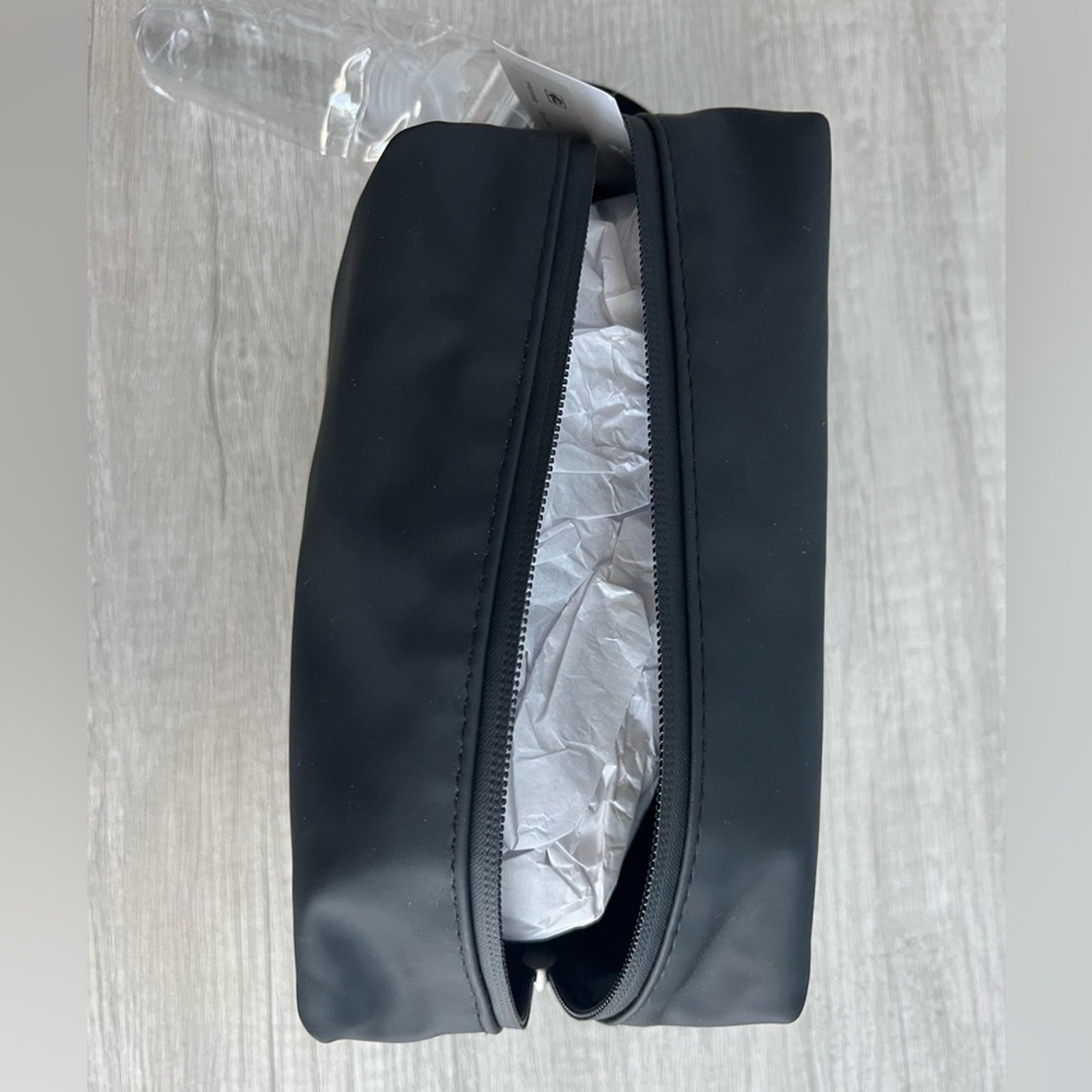 Perry Ellis Portfolio Men’s Black Nylon Handle Travel Kit
