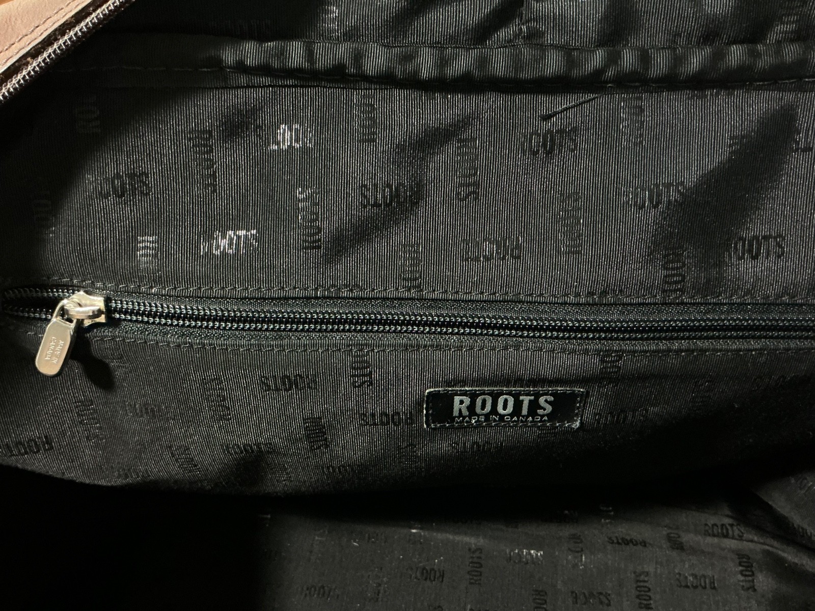 Roots Brown Leather Duffle Bag David E Kelley Productions Weekender Travel Bag