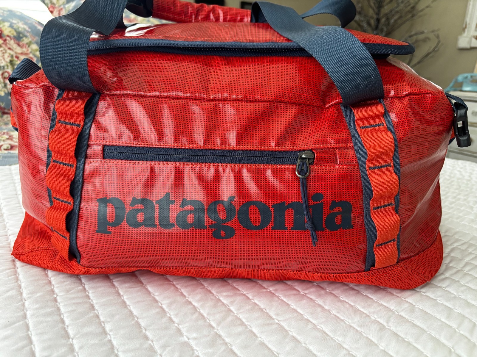 Patagonia Black Hole Duffle Bag 45L Red Orange Excellent