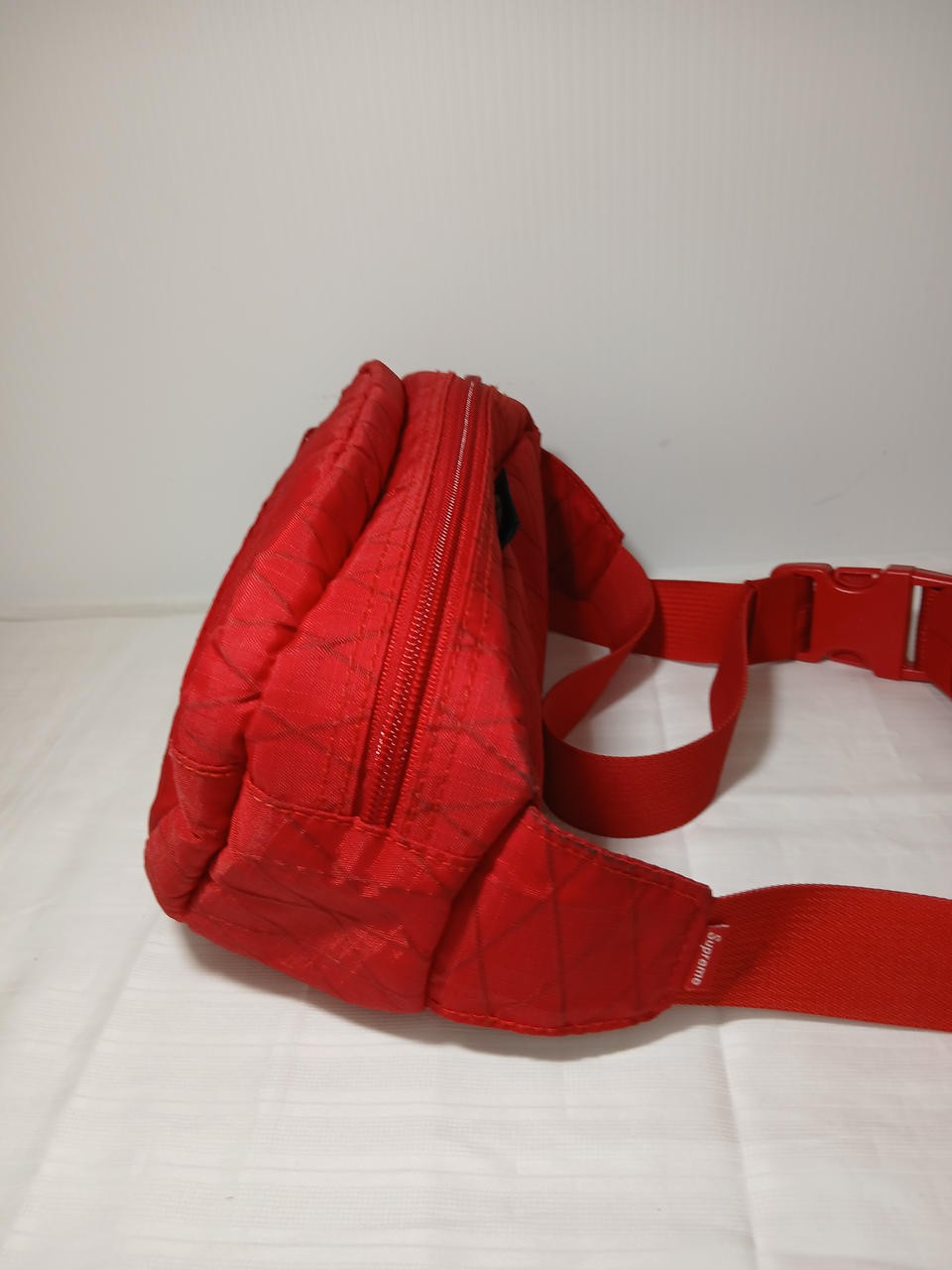 Body Bag Model Red Quilting SUPREME