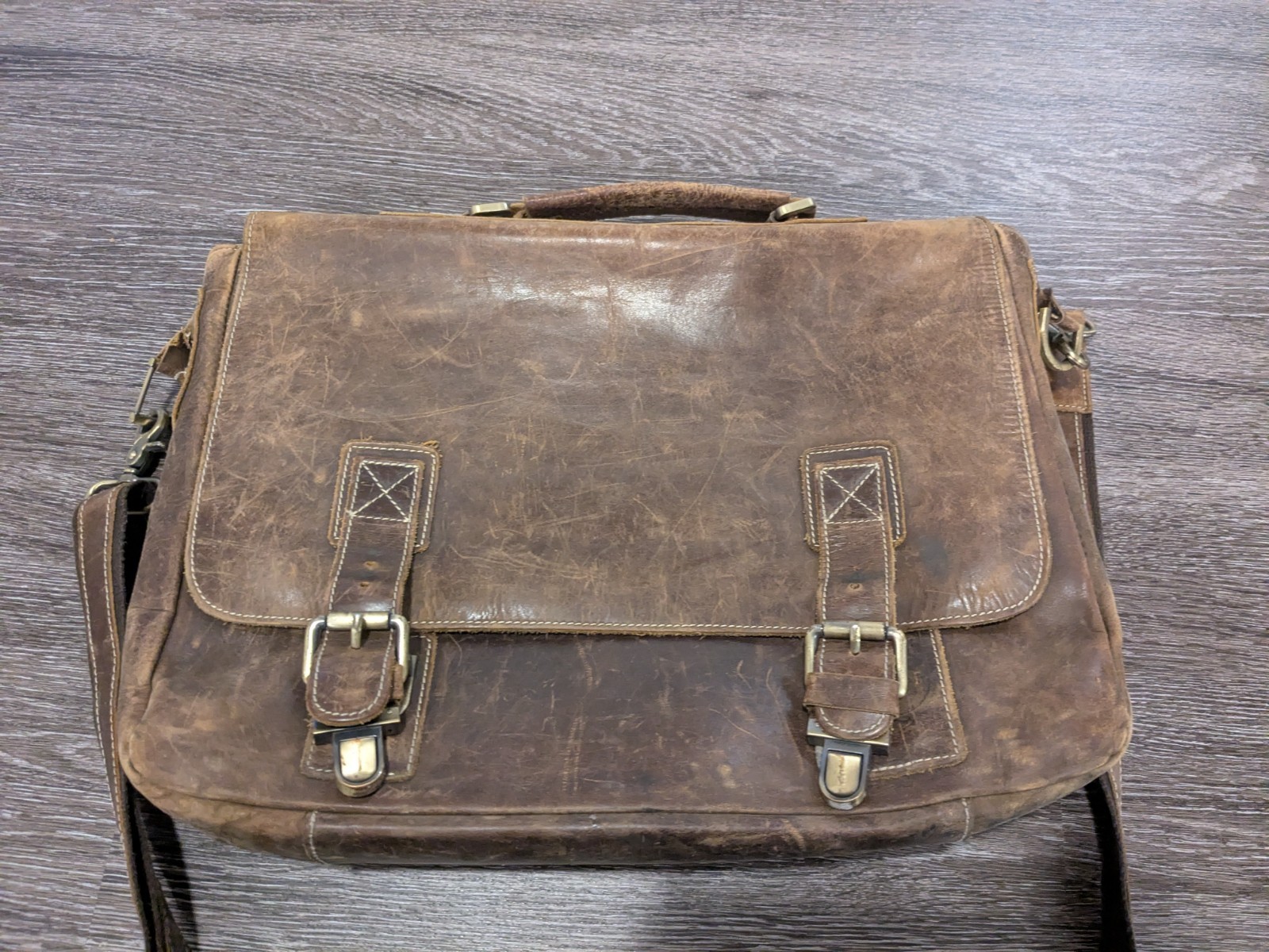 Kattee Men’s Leather Satchel Briefcase. Crazy Horse Full Grain – Fits 15” Laptop