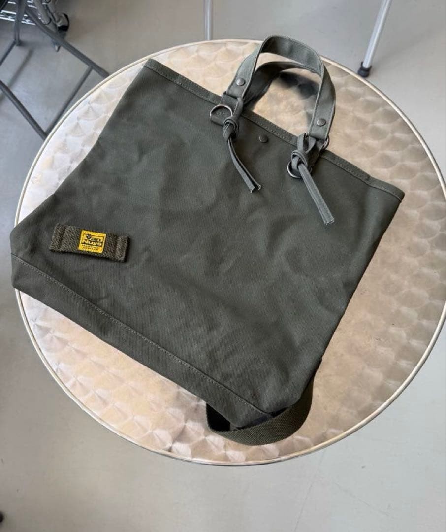 Van Nuys Olive Green Canvas Tote Bag, 13.8×15.7×3.5 inches, Used