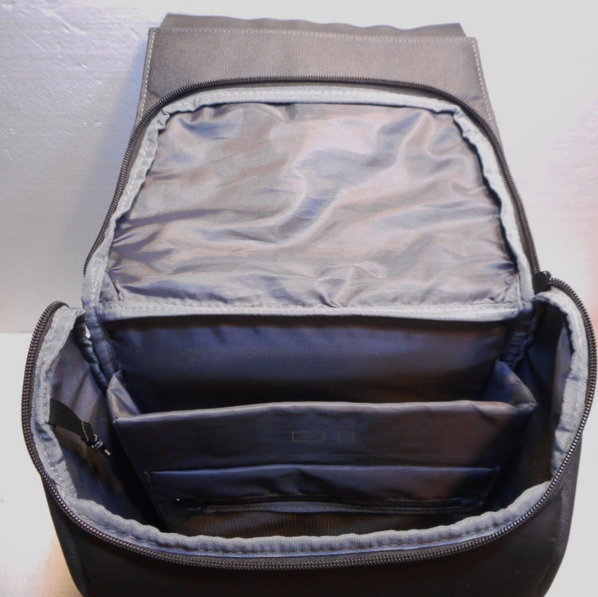 NYC Falcon ACEHIGH Backpack Top/Side Load Laptop Tablet USB LN