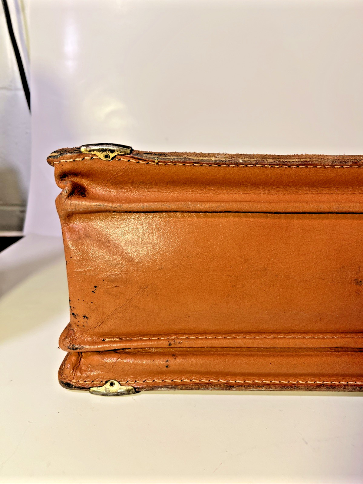 Vtg Genuine Leather Briefcase Cognac Deep Buffed Cowhide Legal Document Case