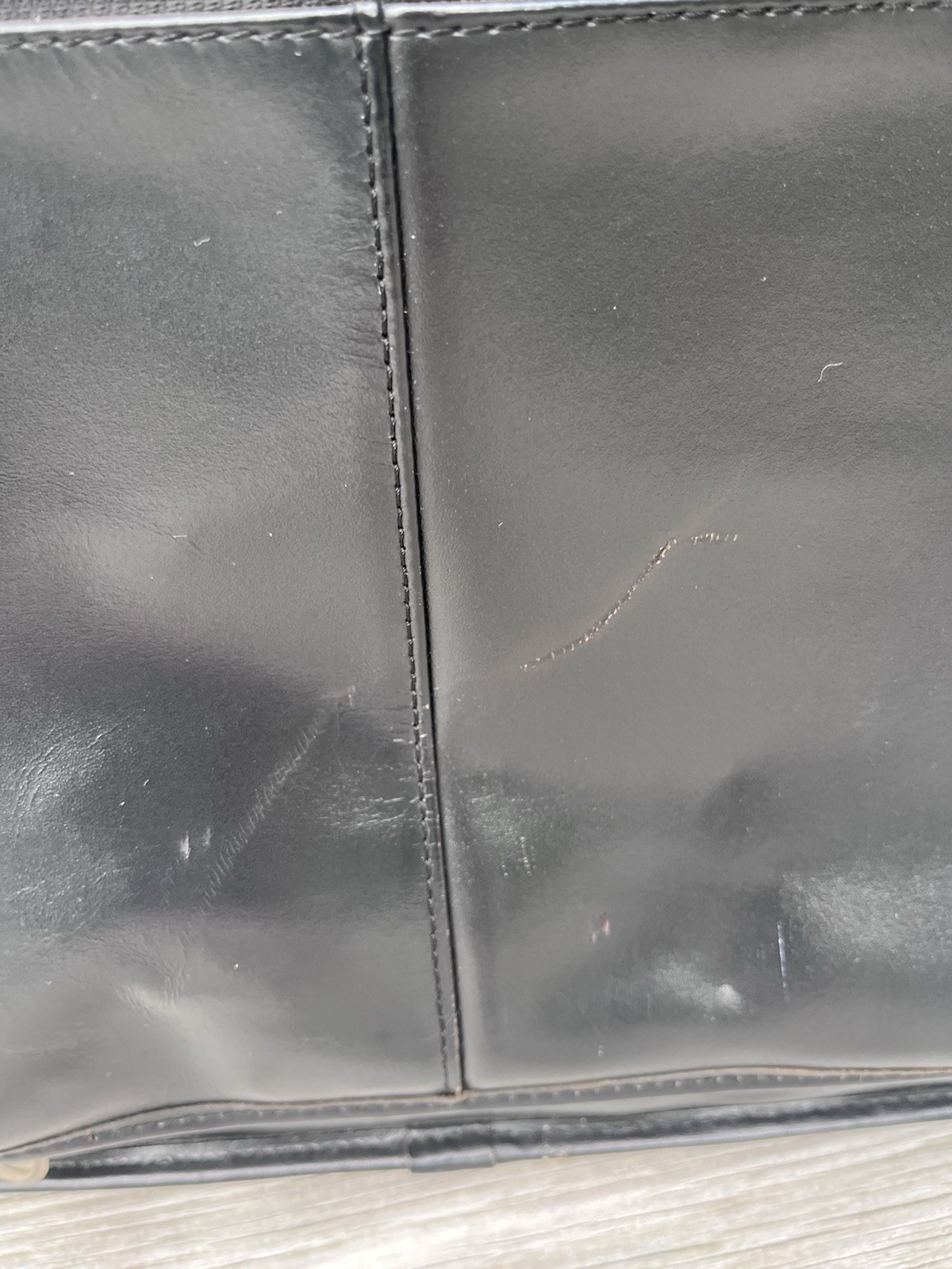 McKlein 17″ Leather Expandable Laptop Briefcase