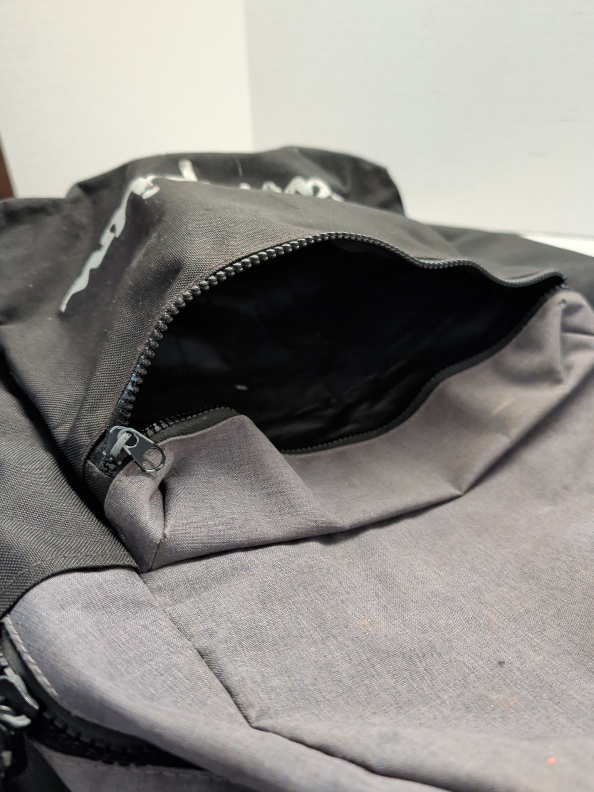 Champion Manuscript Athletic Multi-use Heather Gray & Black Canvas Backpack