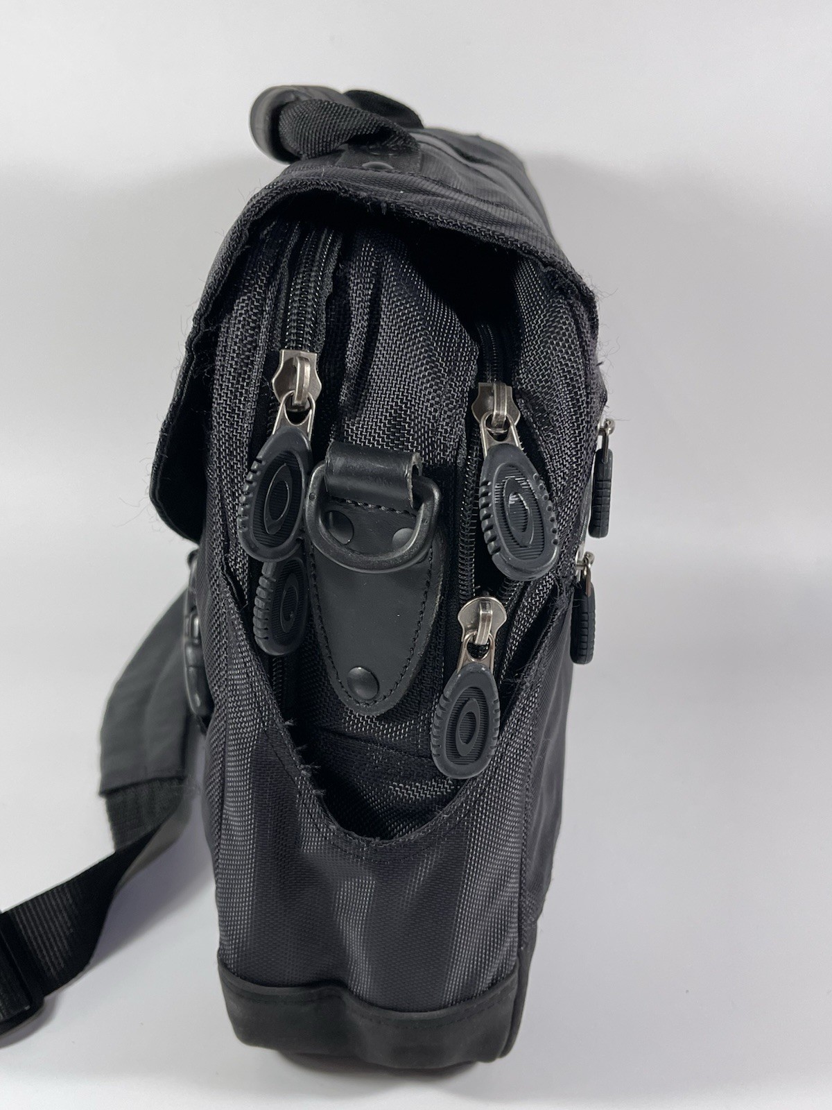 Vintage Oakley Software Laptop Messenger Bag Briefcase Tactical Field Gear Era