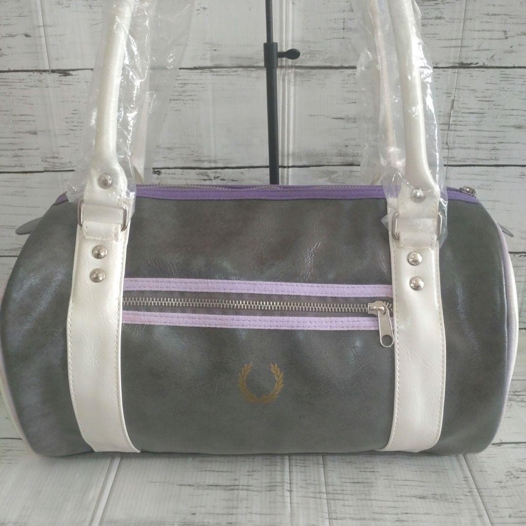 Fred Perry New PVC Laurel Wreath Barrel Bag White Faux Leather Japan Used