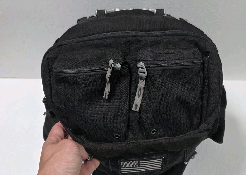 Oakley Mechanism Backpack Black Tactical Field Gear Pack Hiking Daypack
