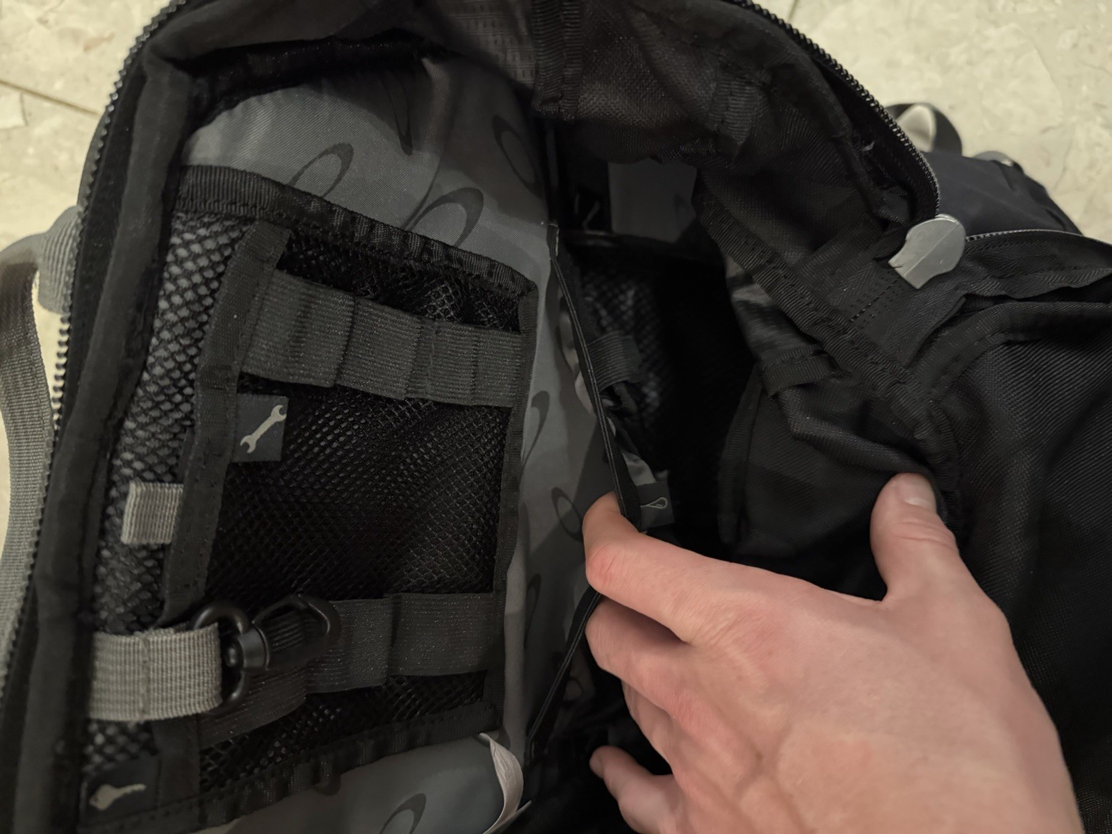 Oakley Toolbox 4.0 Update Motocross Mountainbike Backpack NWT
