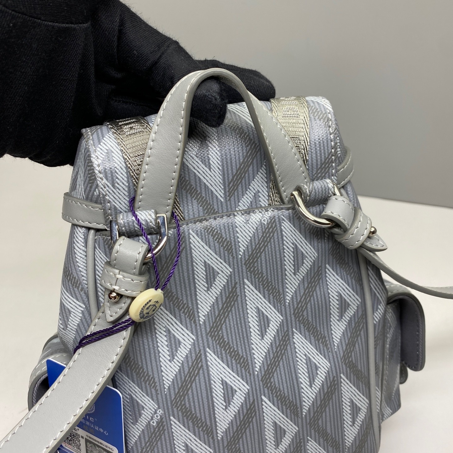 Dior Pre-Owned Authentic Dior Hit The Road Crossbody Bag Grey 17.5x9x18.5cm