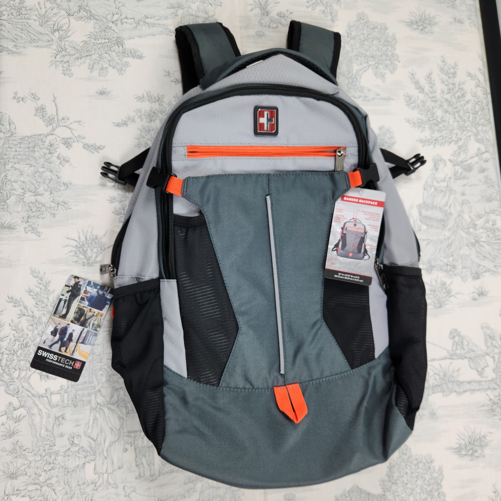 SwissTech Backpack (26L) School College Laptop Bag Daypack Hiking New w/Tags