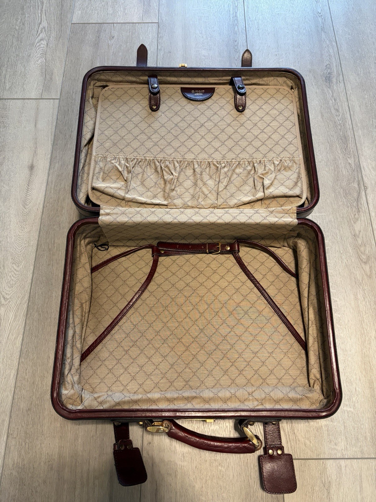 Vintage Gold-Pfeil V Sport West Germany Burgundy Leather Suitcase Briefcase Trav
