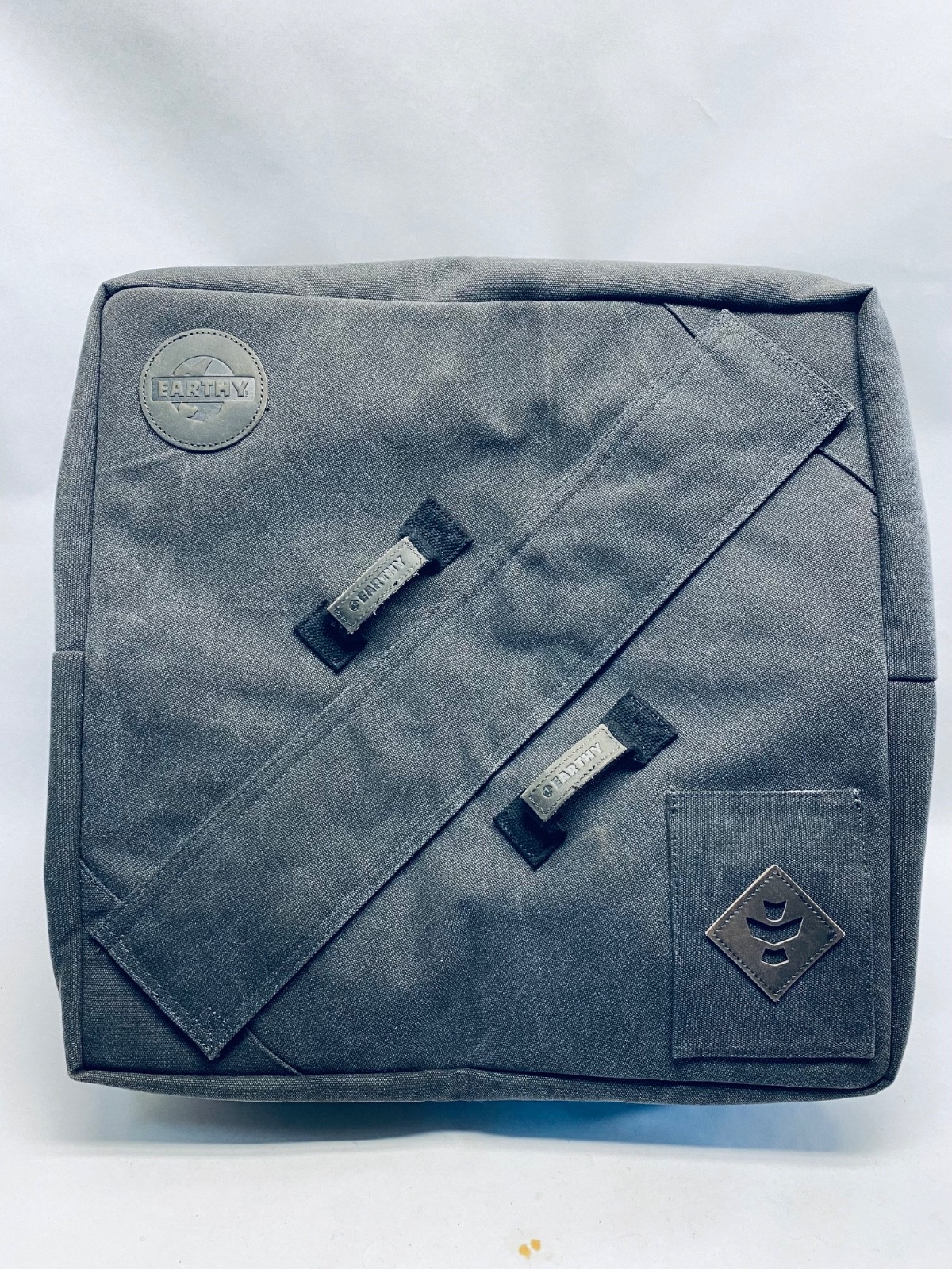 UNUSED Revelry Supply “Earthy” The Courier X-LARGE Smell Proof Box Bag Transport