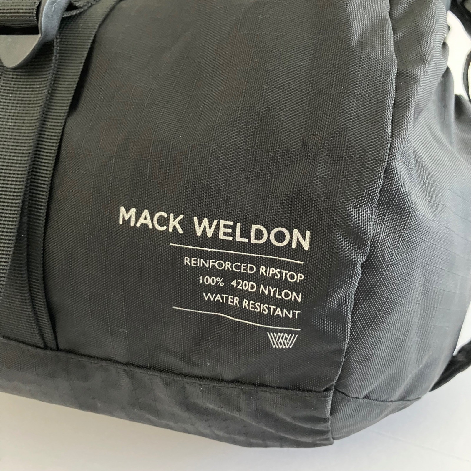 Mack Weldon Packable Duffel Gym Bag Ripstop Nylon Water Resistant 17.5″X9″X9.5″