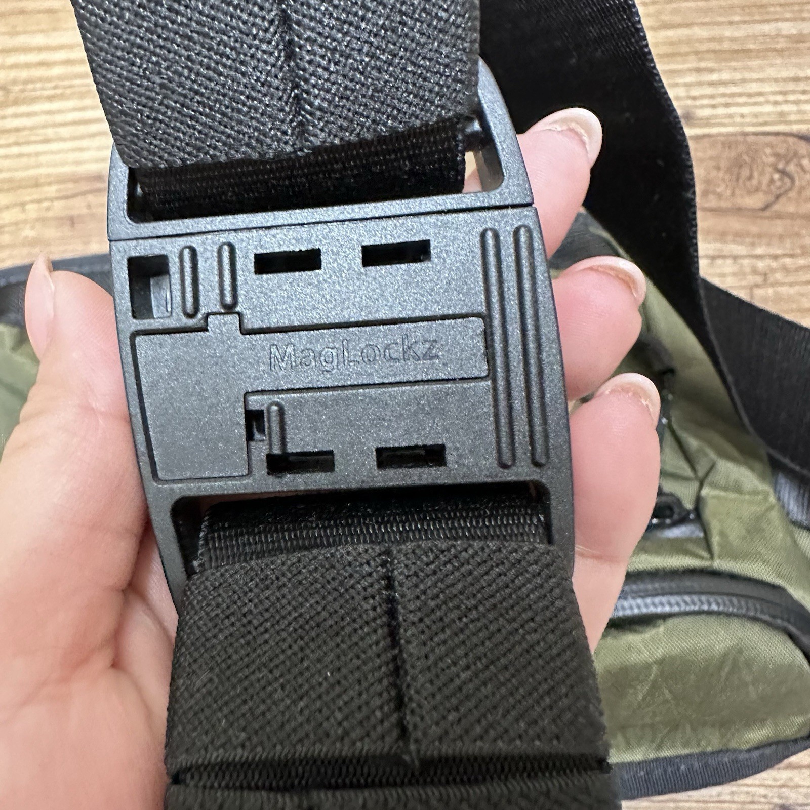 Alpaka Bravo Sling Mini V2 Olive Green X-Pac X42