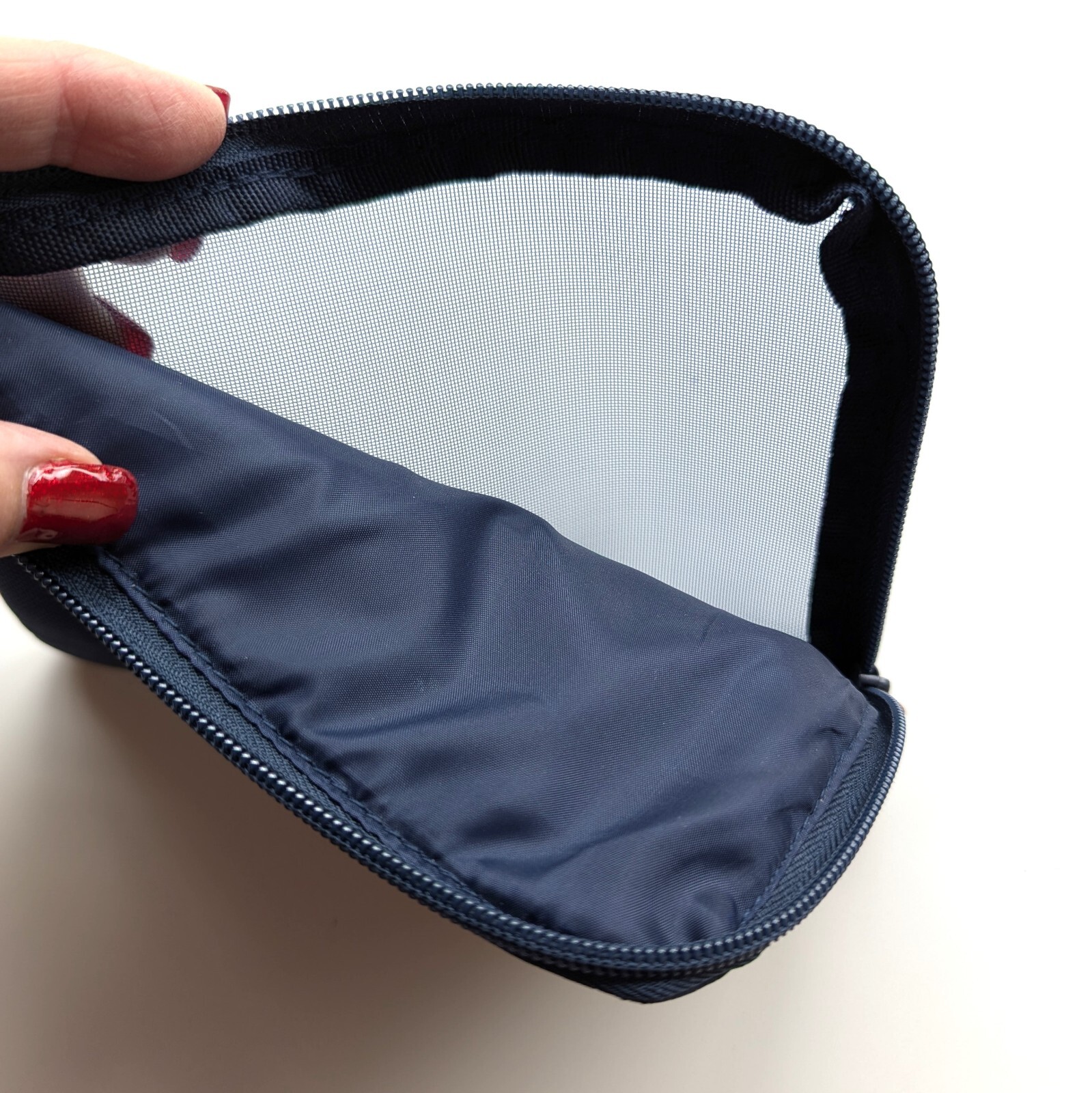 Lufthansa Premium Economy Canvas Toiletry Travel Bag Mesh Pouch German 7″ x 5″
