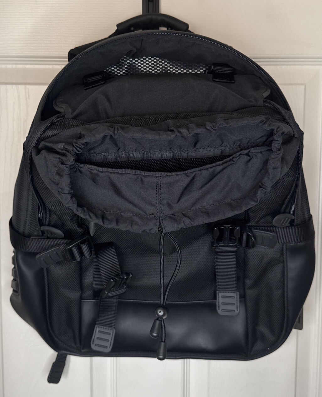 TUMI T2 Black Ballistic Nylon Backpack – Mint Condition