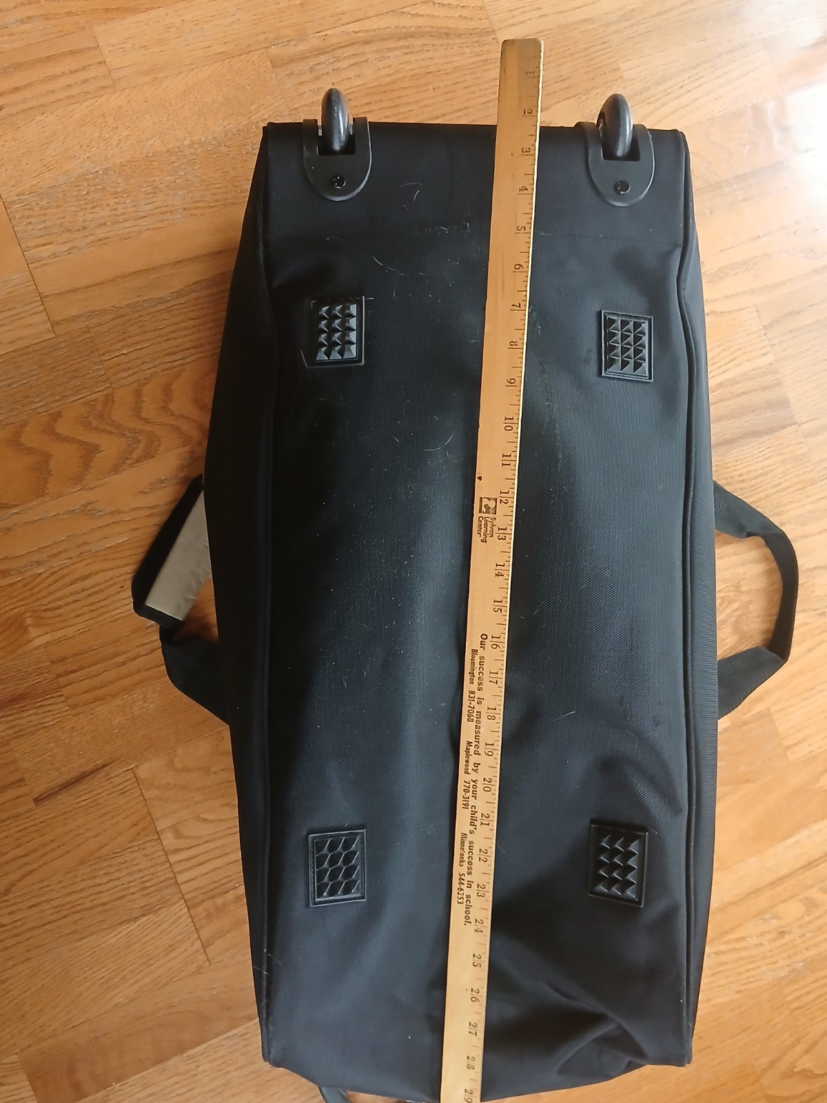 Lightweight Canvas Duffle Bag With Multiple Straps And Wheels From OAT
