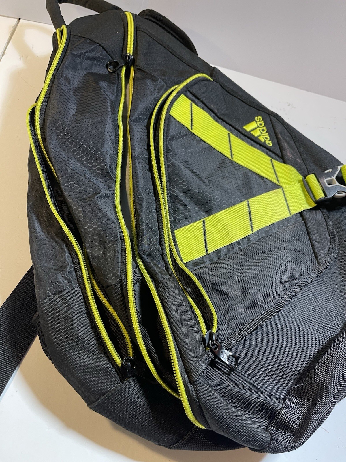 Adidas Sling Backpack Black Safety Green Crossbody 3 Pocket Shoulder Strap 16×20