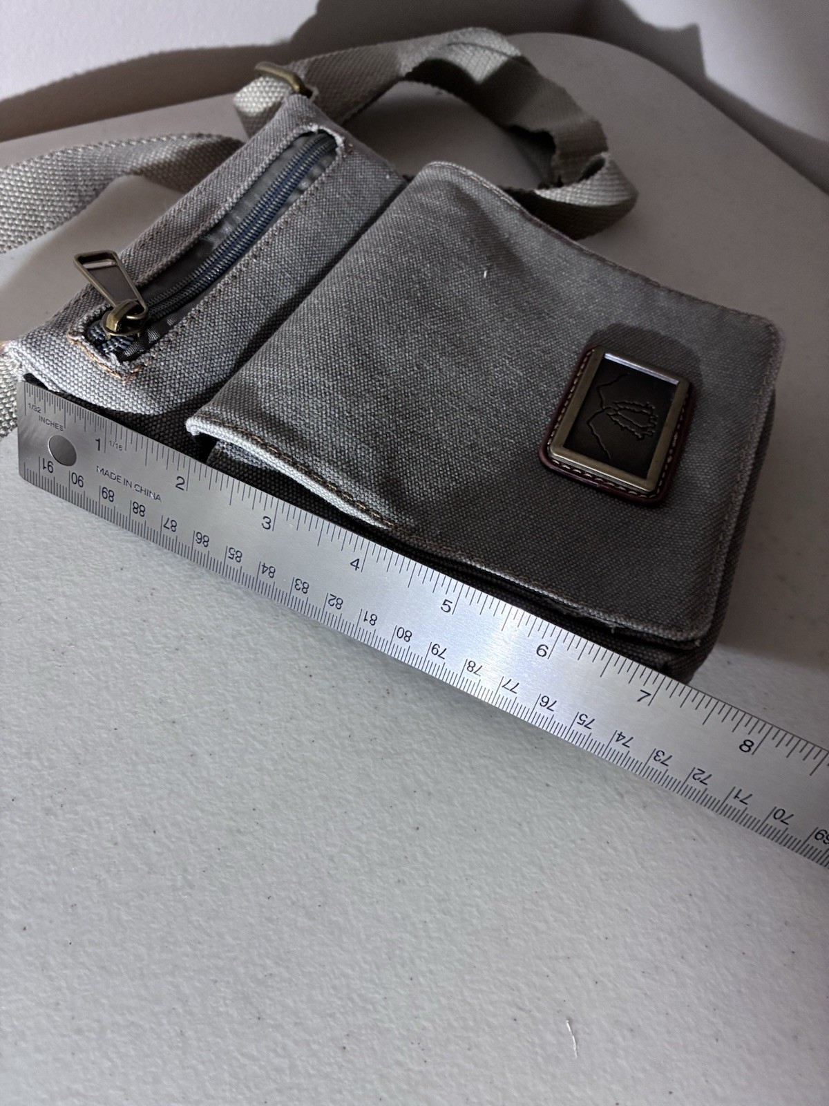 Prairie Schooner Gray Small Crossbody Adjustable Strap Zip Magnetic Outer Pocket