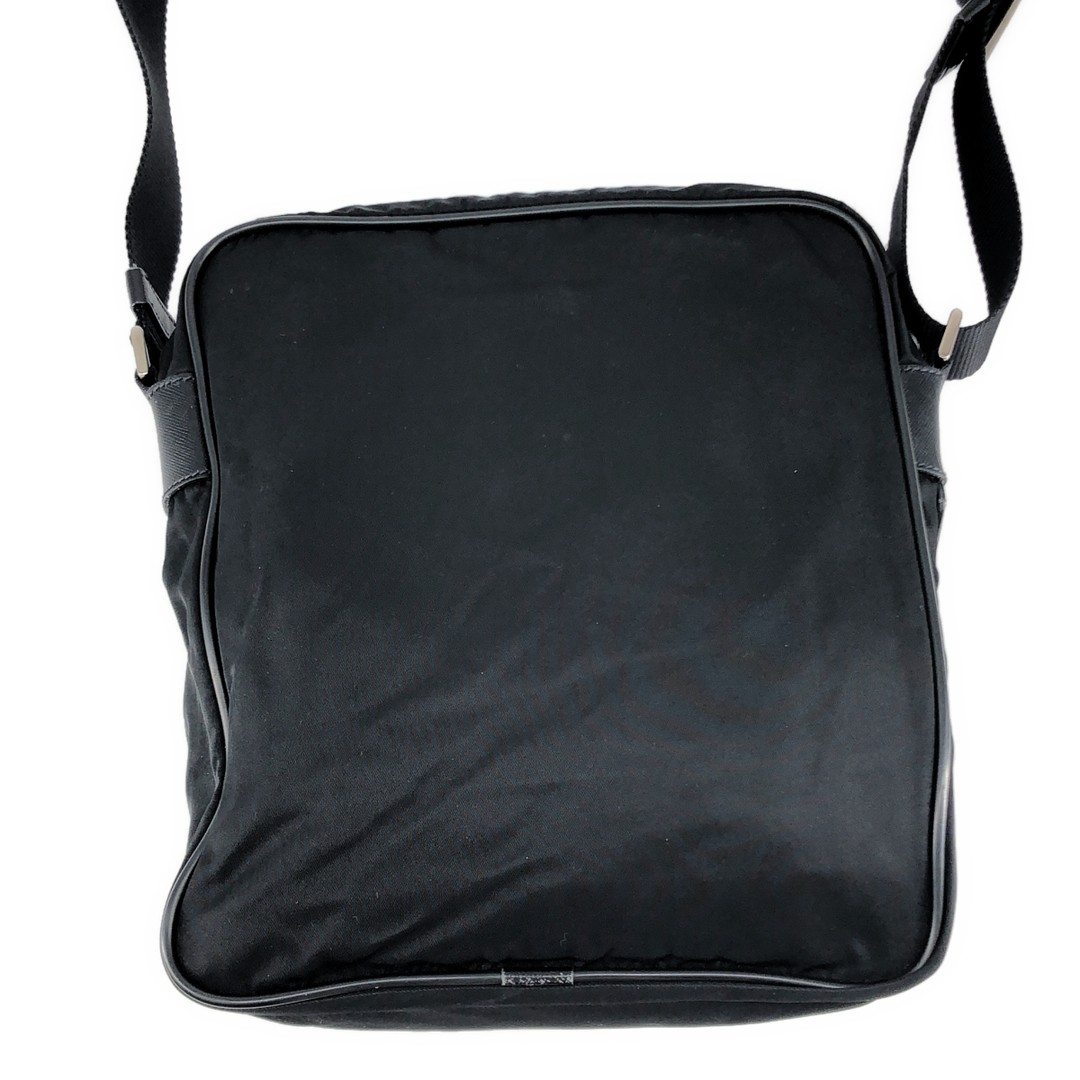 PRADA | Nylon Triangle Logo Shoulder Bag Black Men’s Used KLDR-0