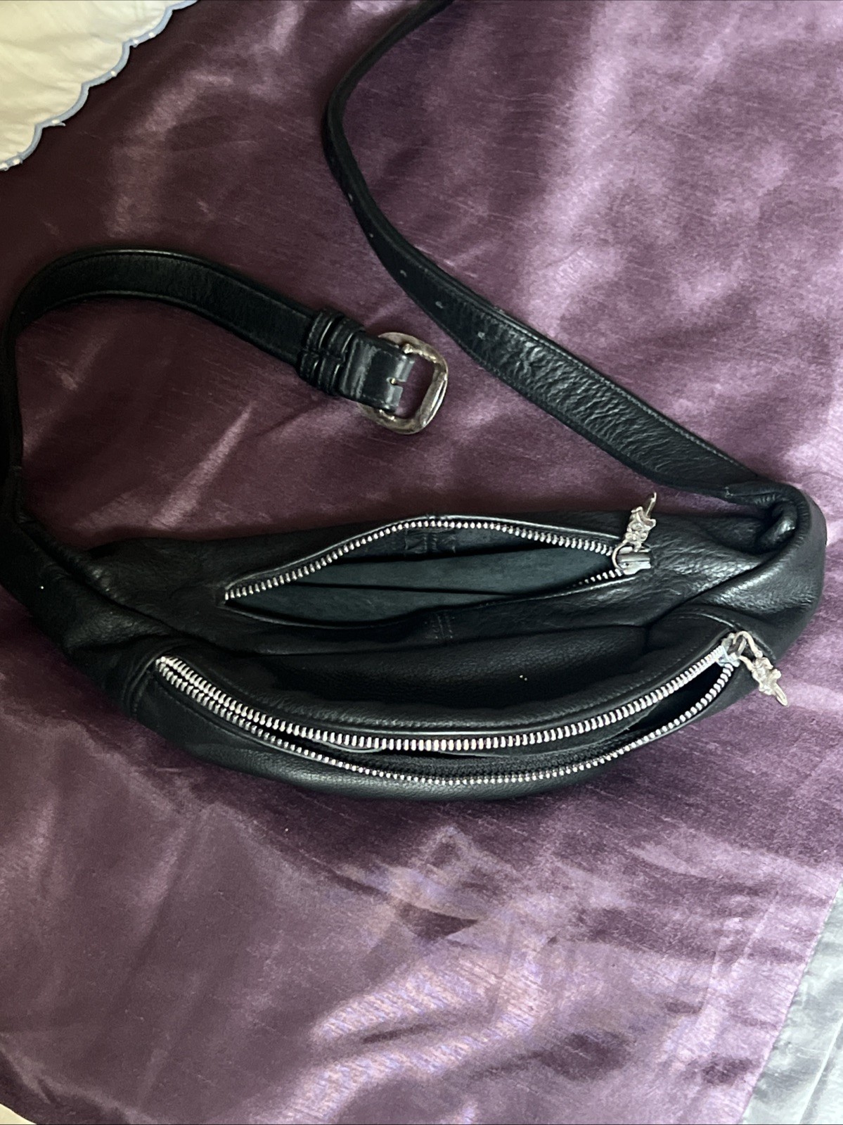 CHROME HEARTS Plain Snut Pack Body Bag Sterling leather unisex black