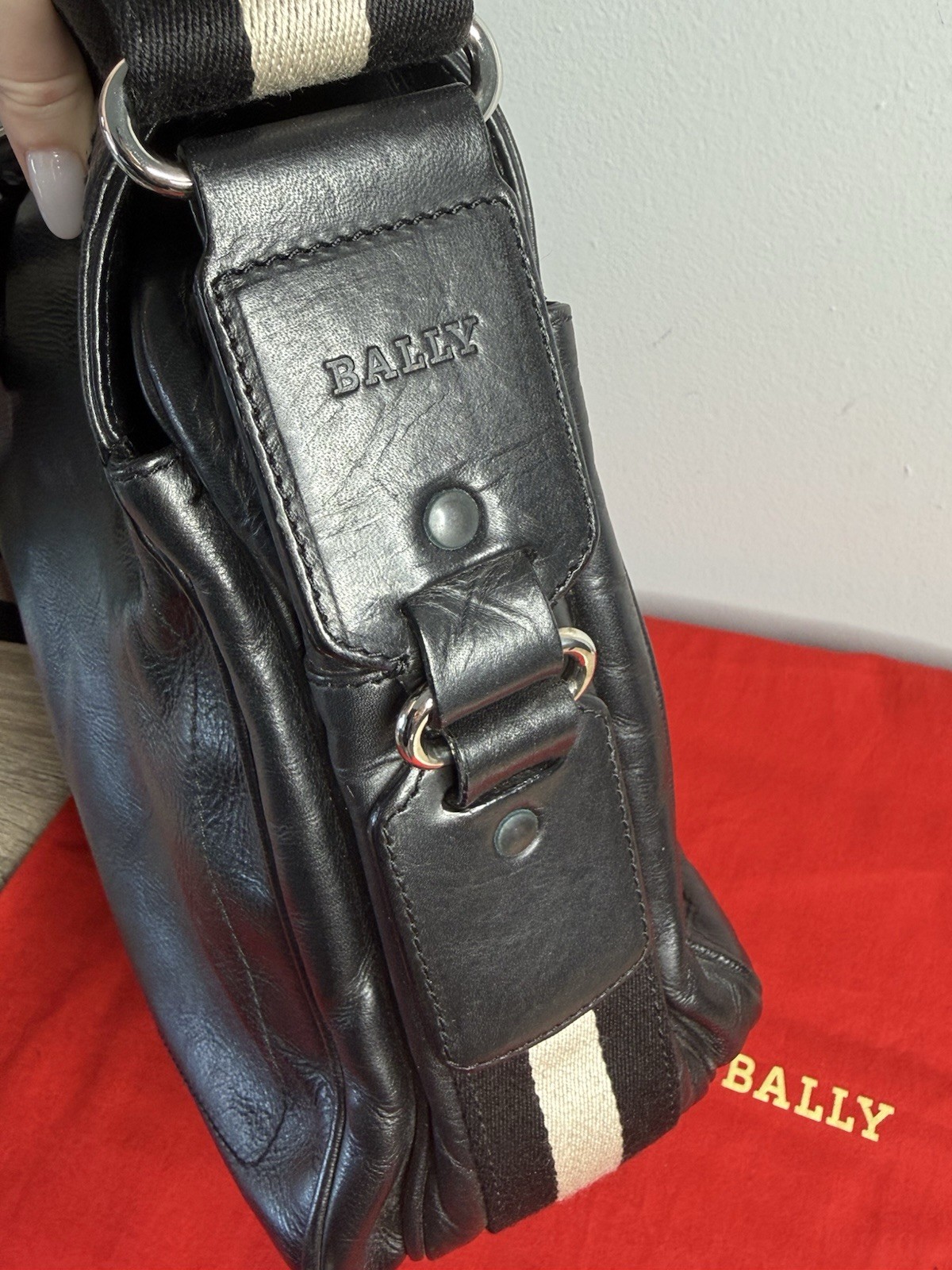 Bally Black Leather Messenger Bag Crossbody Stripe Strap Italy Classic