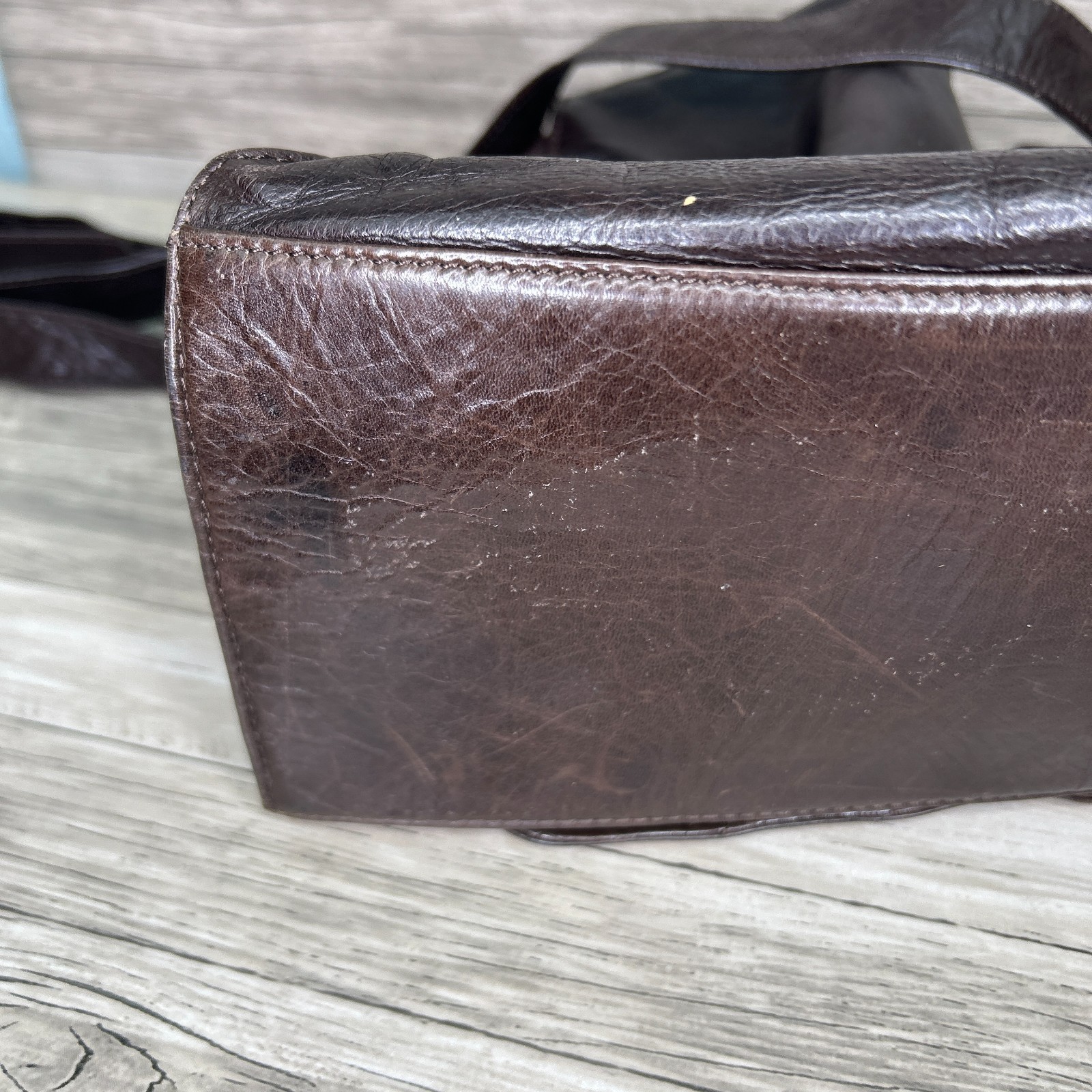 The Chesterfield Brand Brown Leather Messenger Satchel Bag Boho Quilted