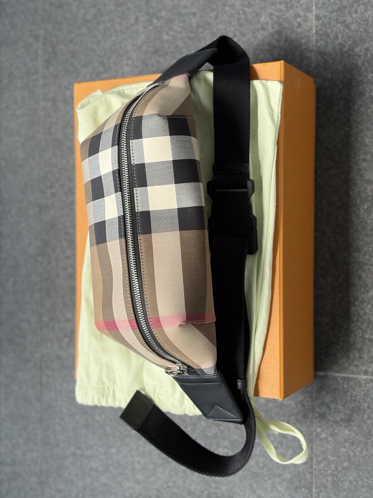 Burberry Sonny Belt Bag