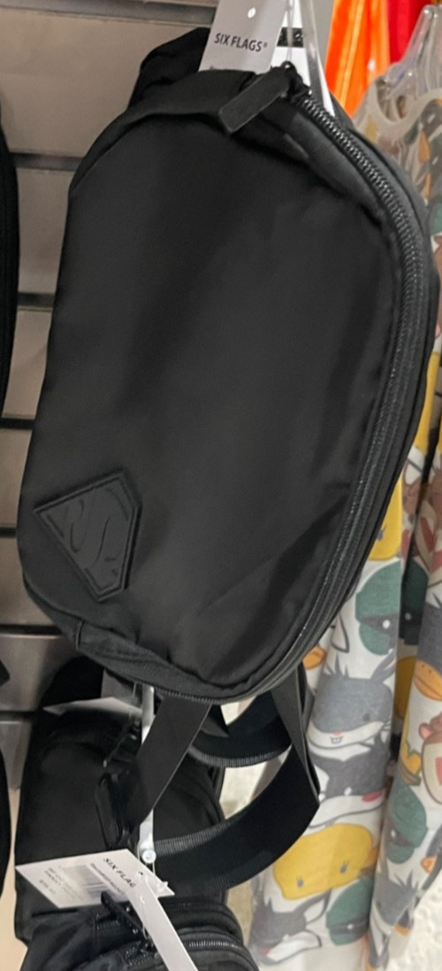 Six Flags Magic Mountain Waist Pack Fanny Pack Batman New