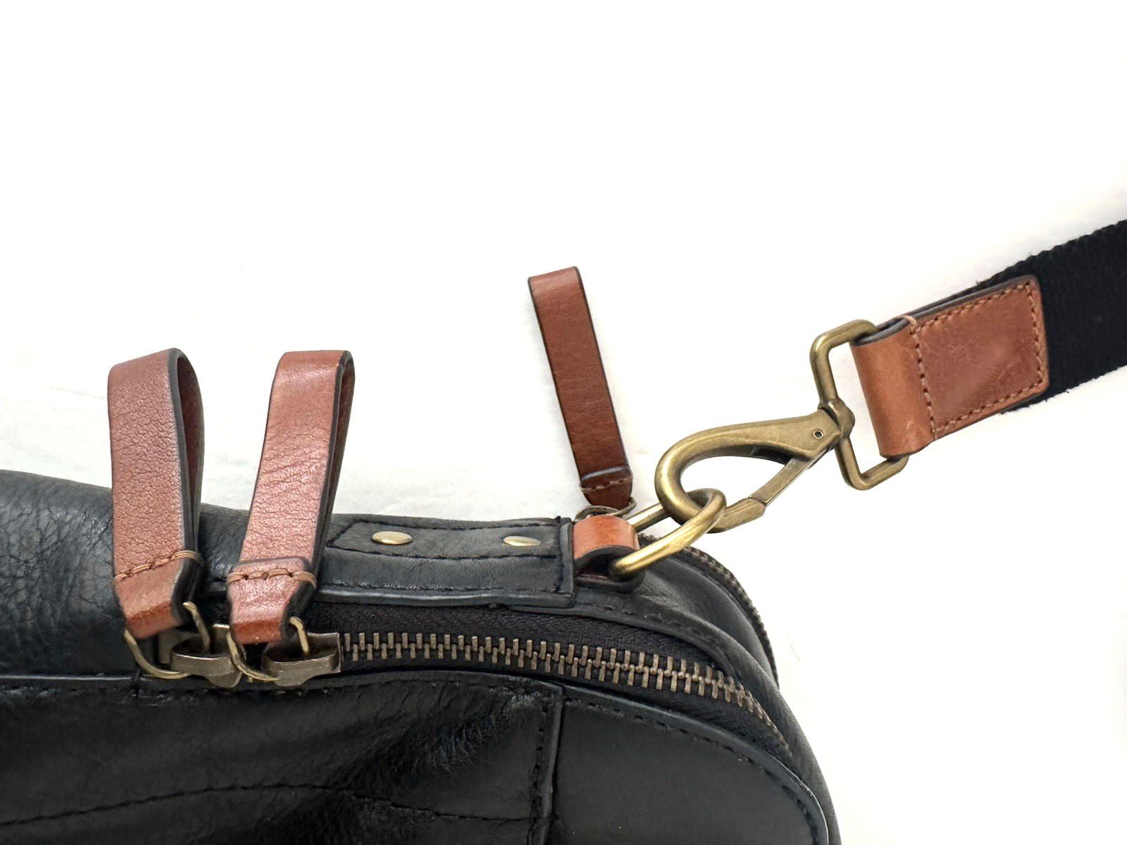 Fossil Defender Briefcase Black Leather Top Handles Crossbody Strap Double Zip