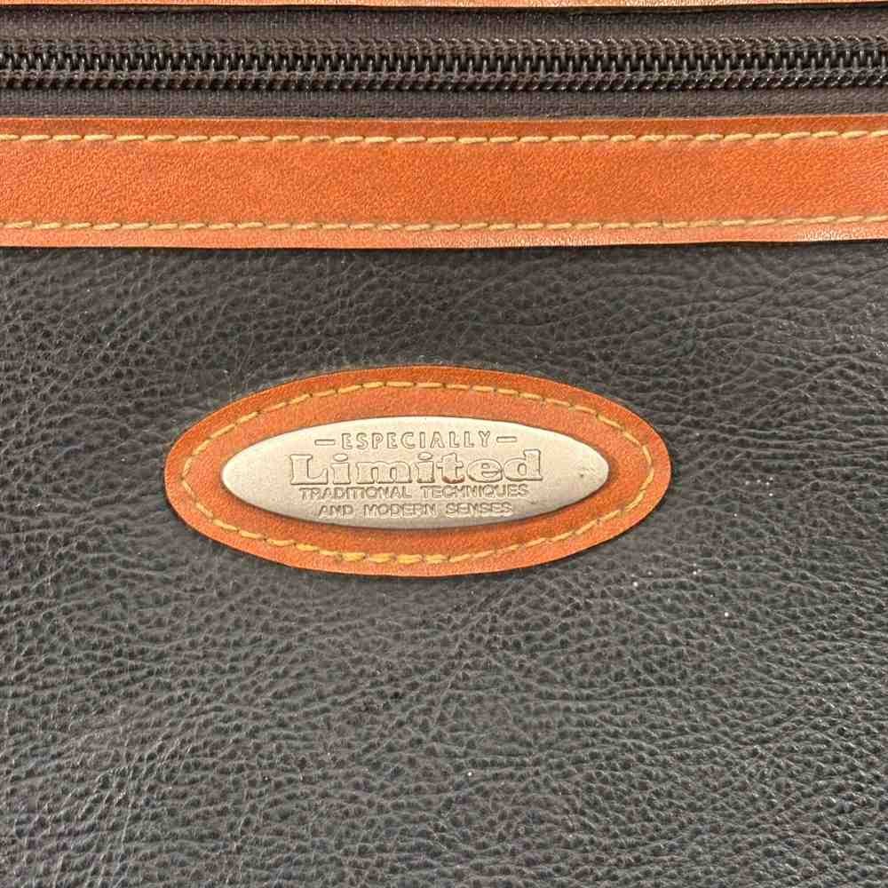 Maruem Leather Briefcase Black 10×4.5×2.75in Document Bag AB Condition