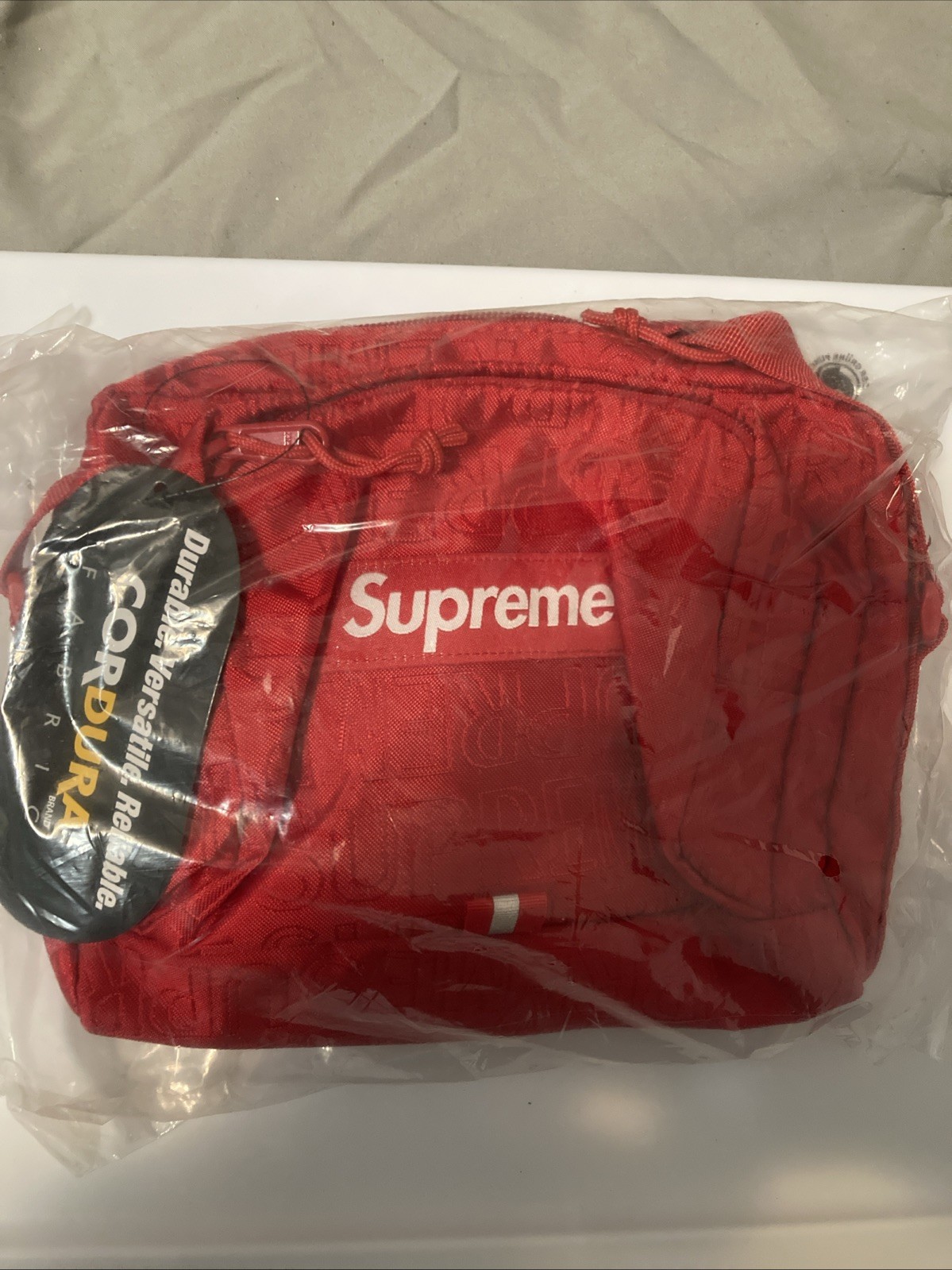 Supreme New York SS19B10 Box Logo Shoulder Bag RED New Authentic