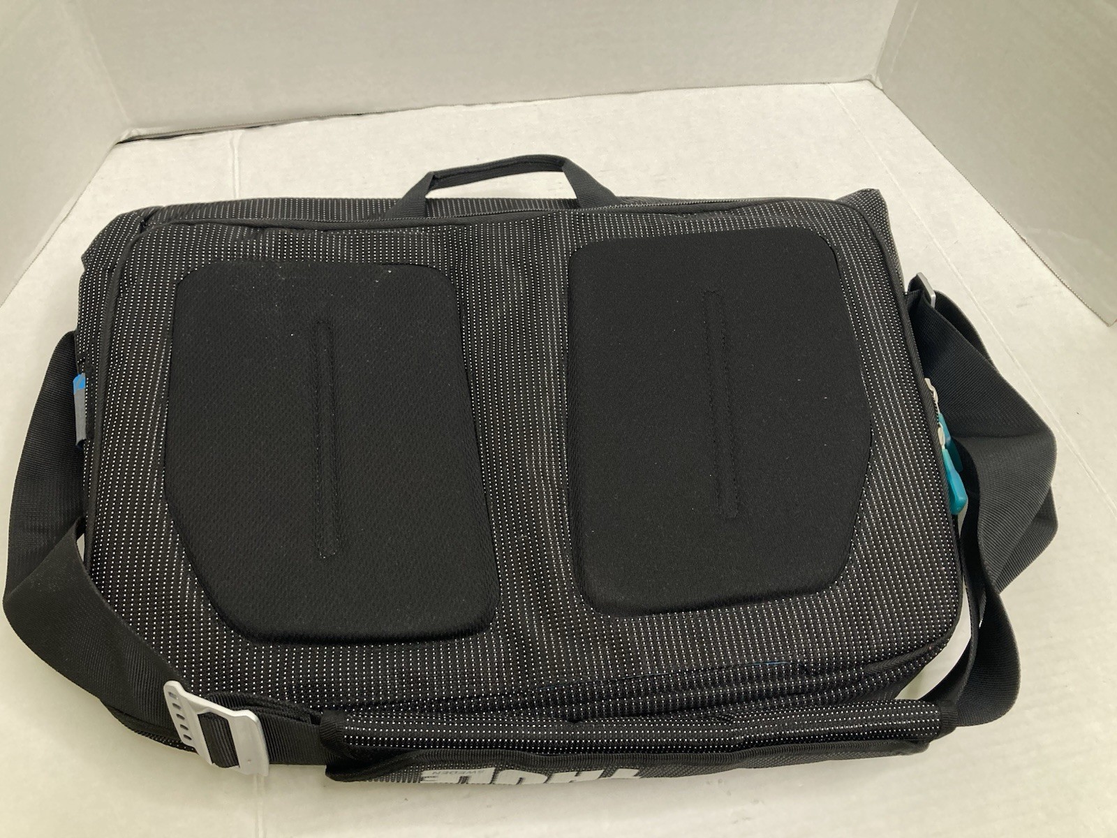 Thule Crossover TCMB Macbook/Pro/Air Messenger Bag Travel Casual Sweden Bag