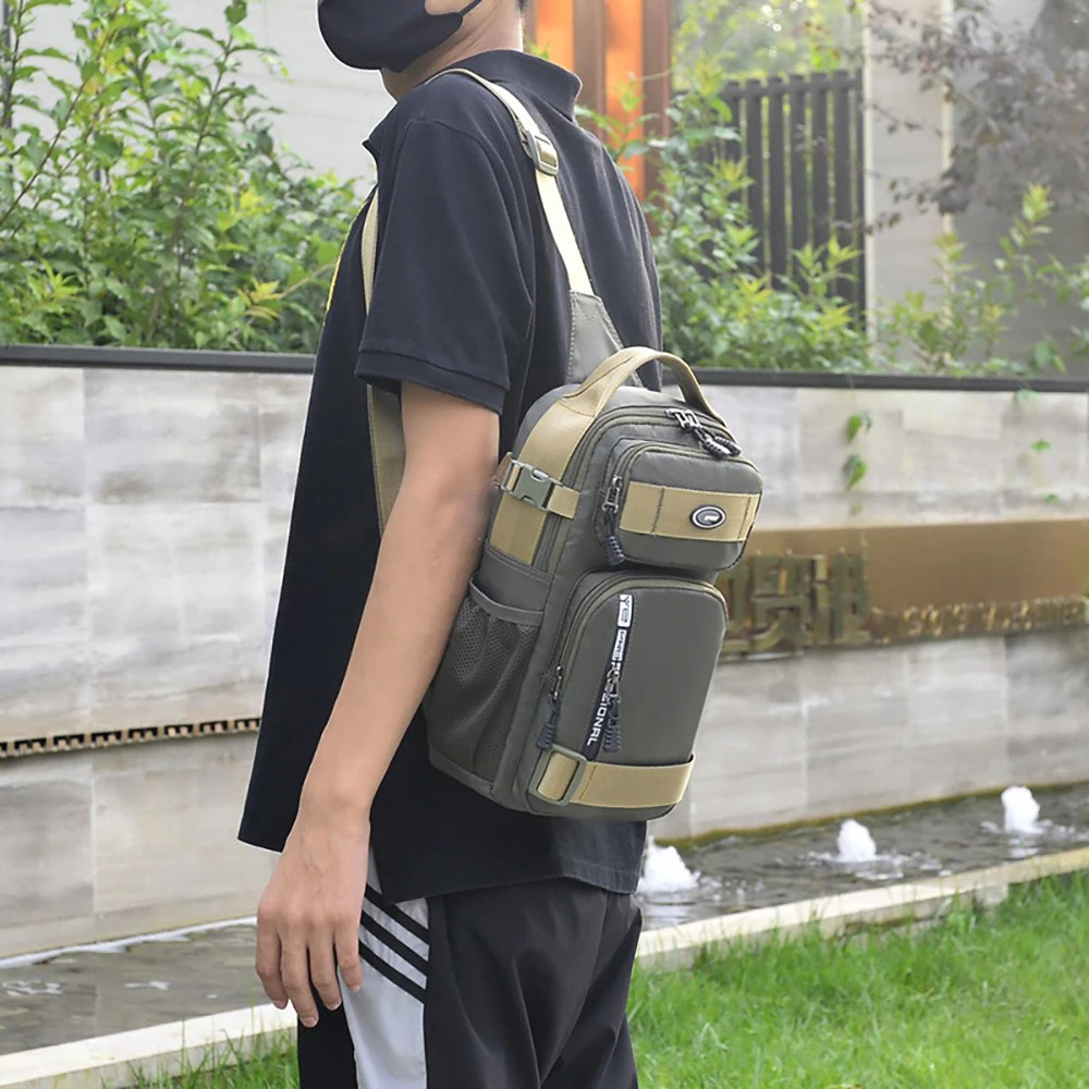 Fashion Men’s Chest Bag Casual Sports Wear-resistant Waterproof Scratch Resistan