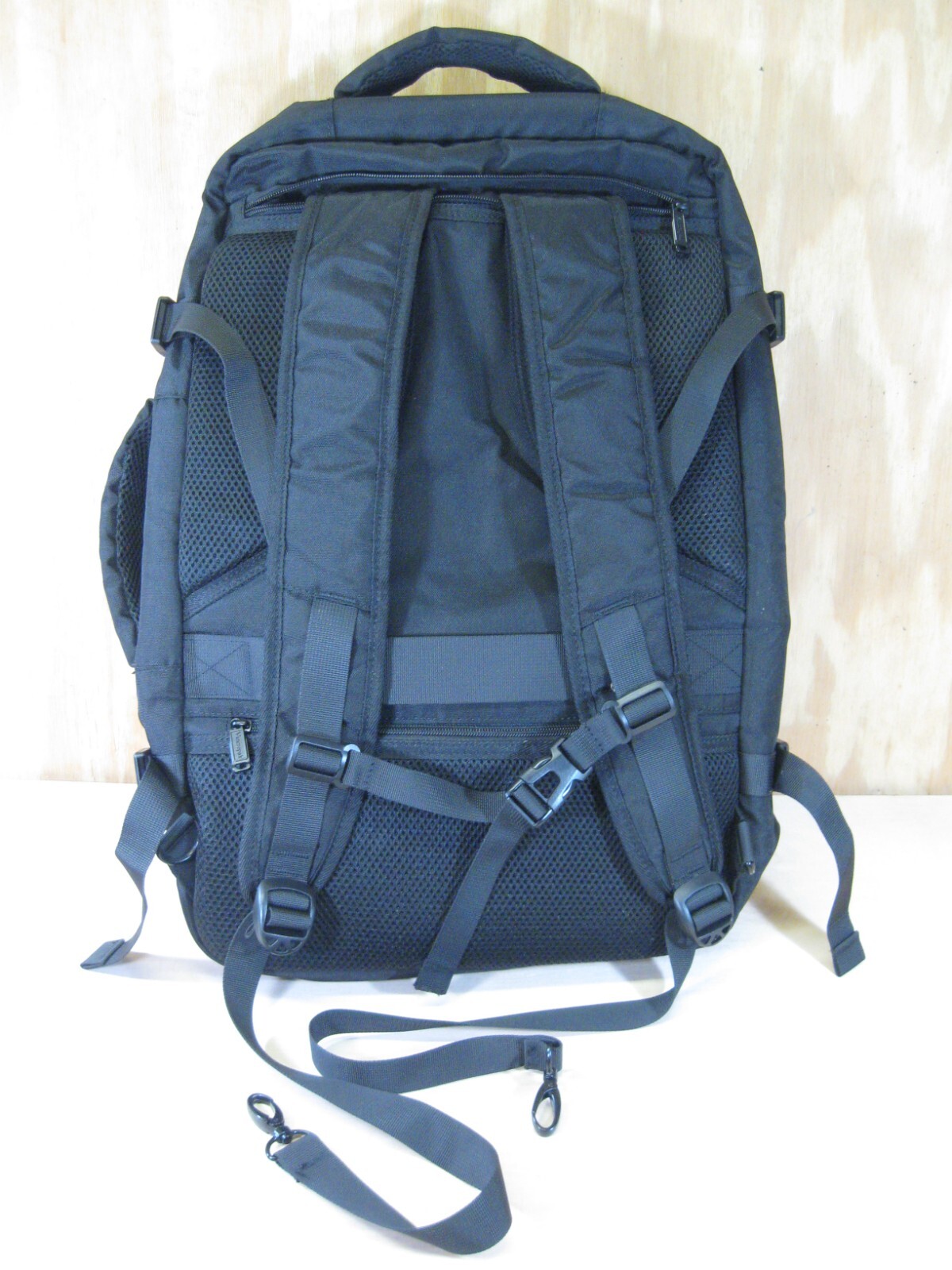 TRAVEL BACKPACK Vancropak 40L Flight Appvd Carry On Water Resistant Expandable