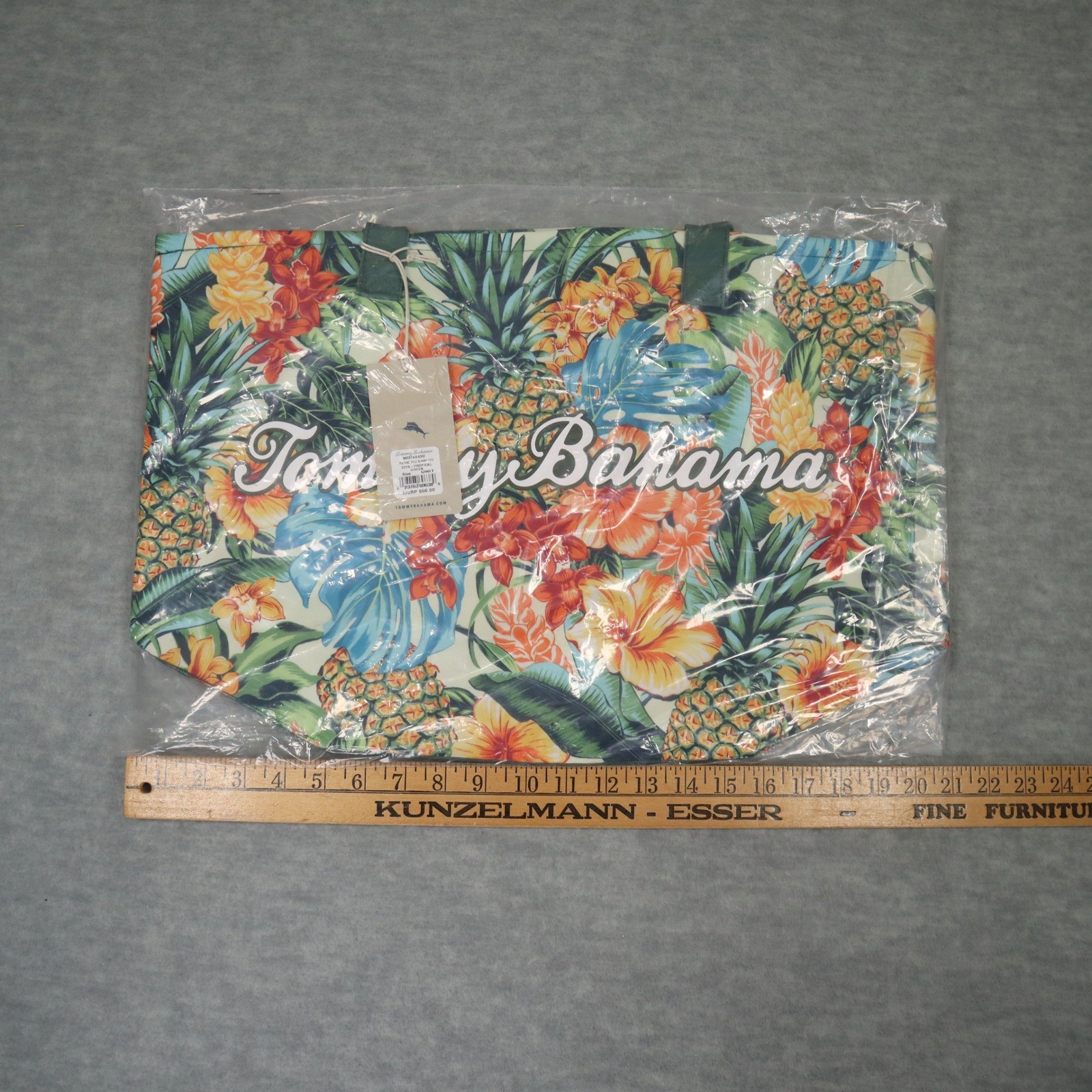 Tommy Bahama Pineapple Blooms Tote Tropical Green Floral Beach Bag Aloha NEW