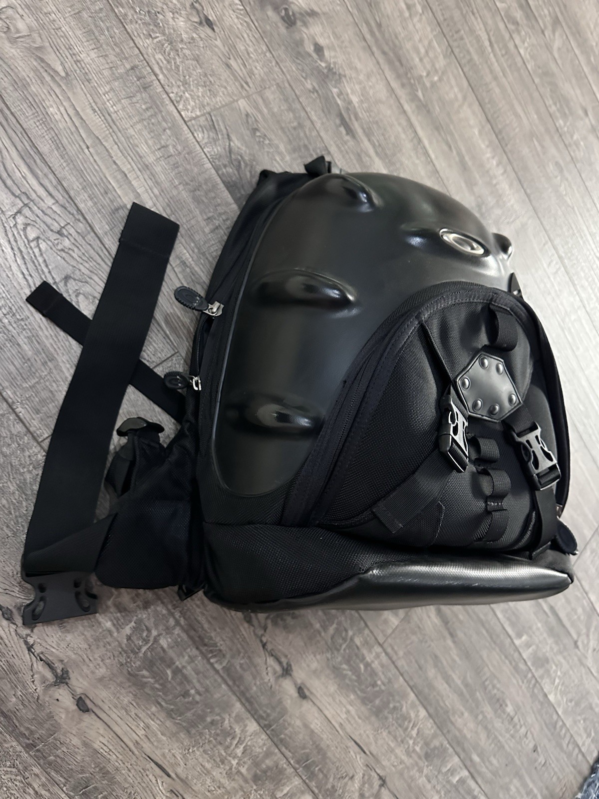 OAKLEY HARD SHELL BACKPACK HARDSHELL RARE